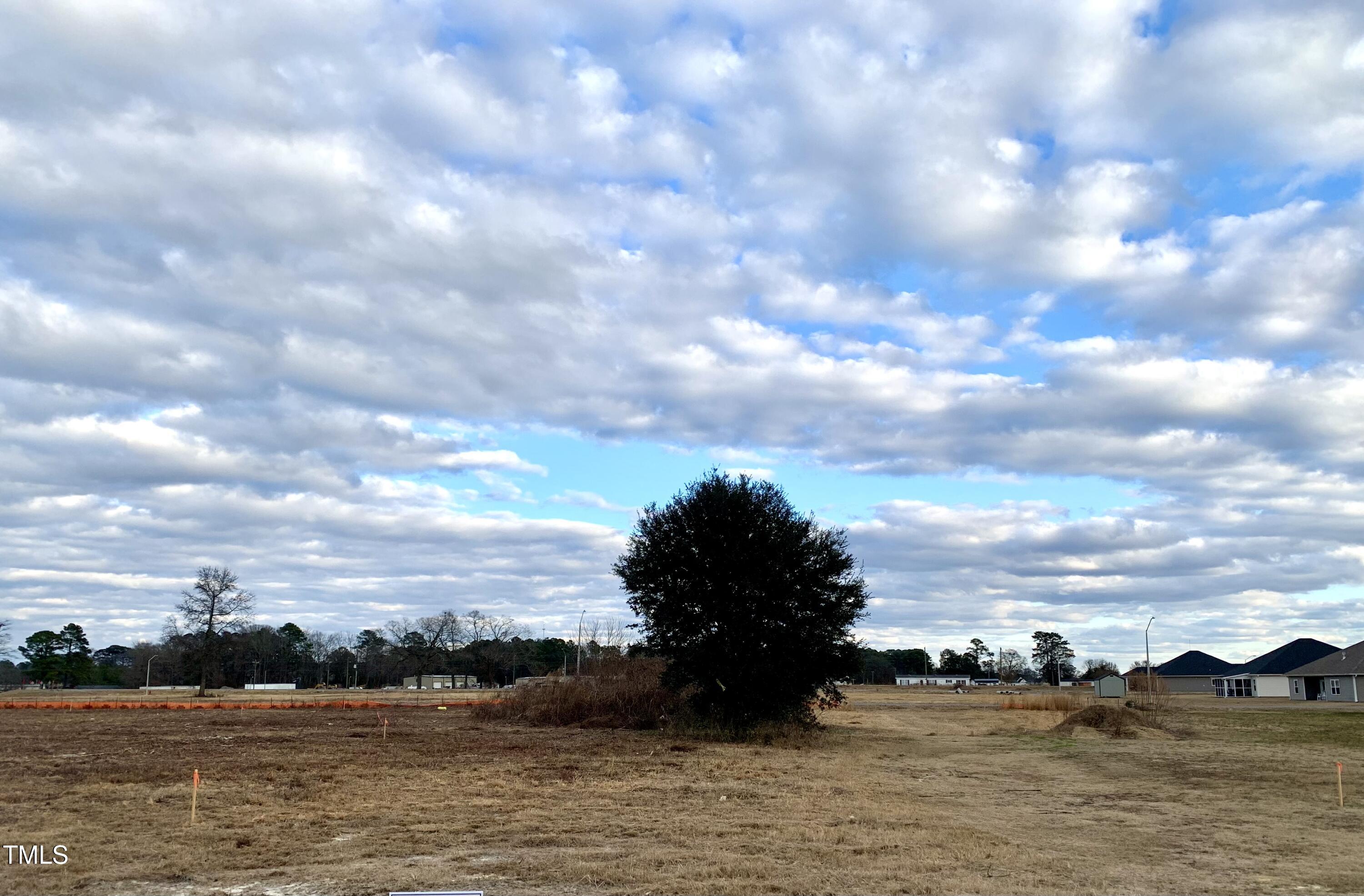 102 Oxford Court Property Photo 2