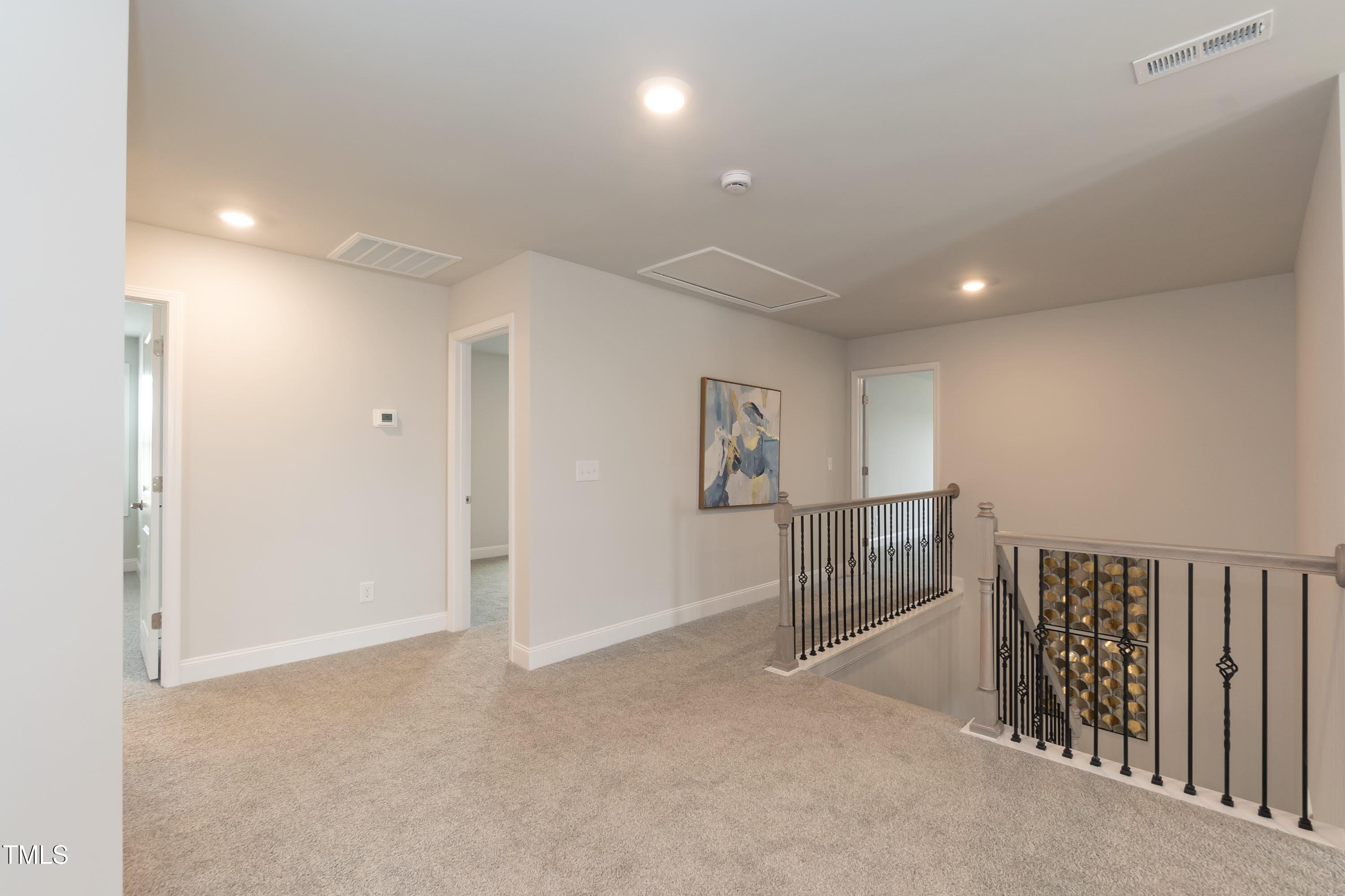 102 Oxford Court Property Photo 29