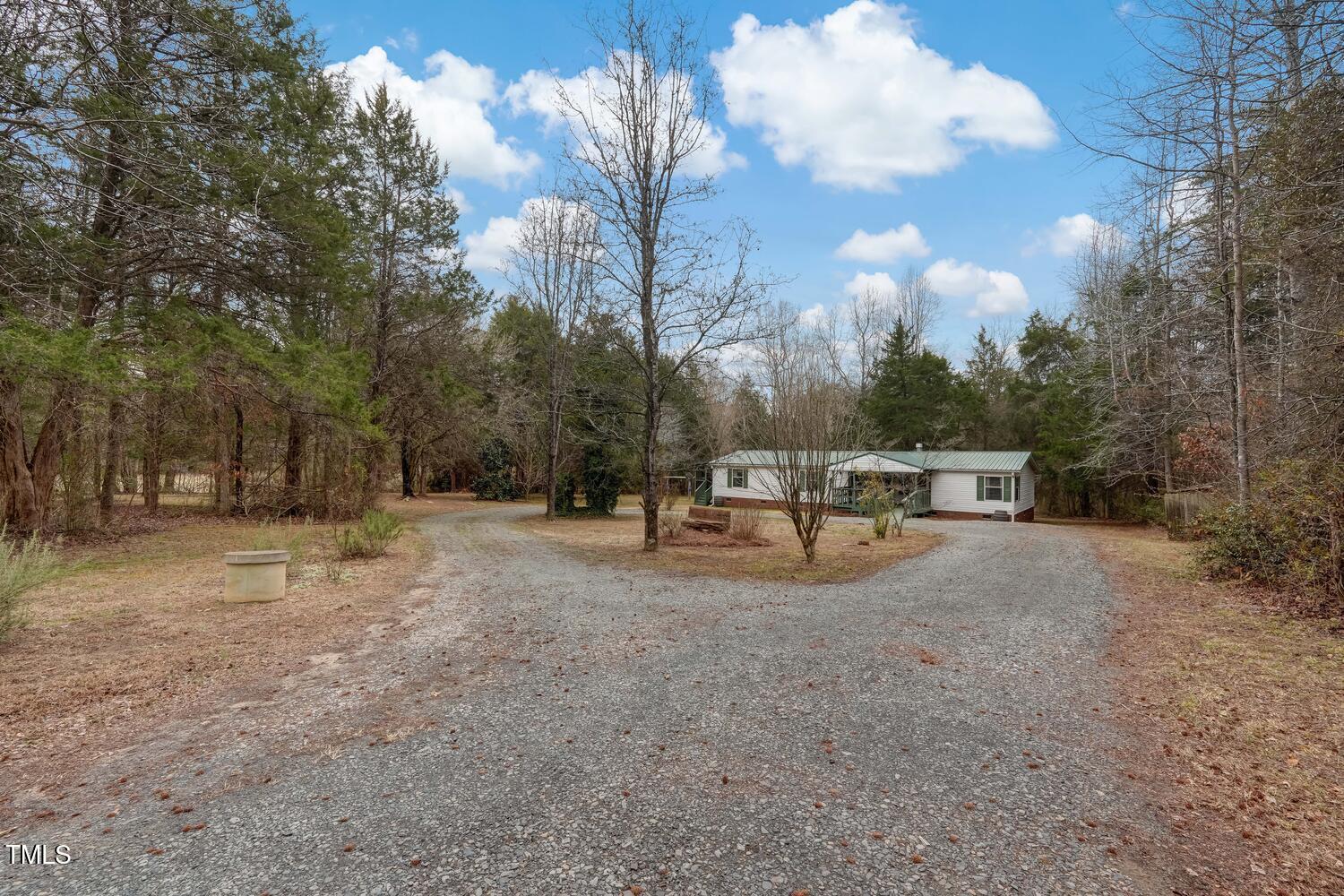 260 Pepper Road Property Photo