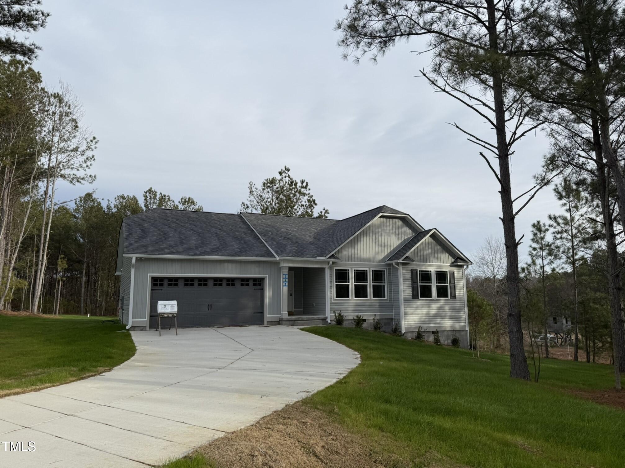 313 Lotus Avenue Property Photo