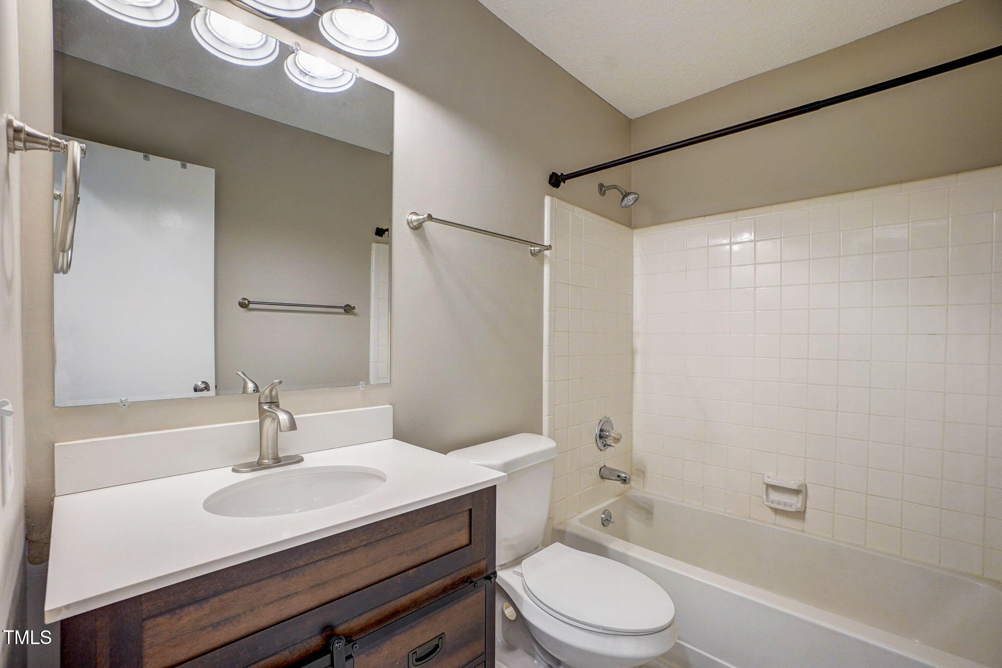 207 Wyatts Pond Lane Property Photo 24