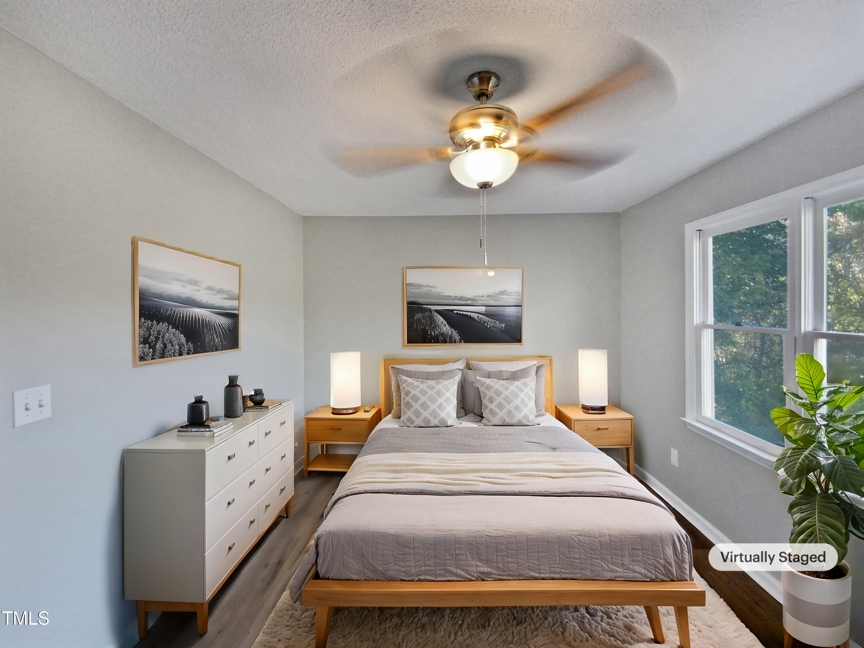 1638 Oakland Hills Way Property Photo 4