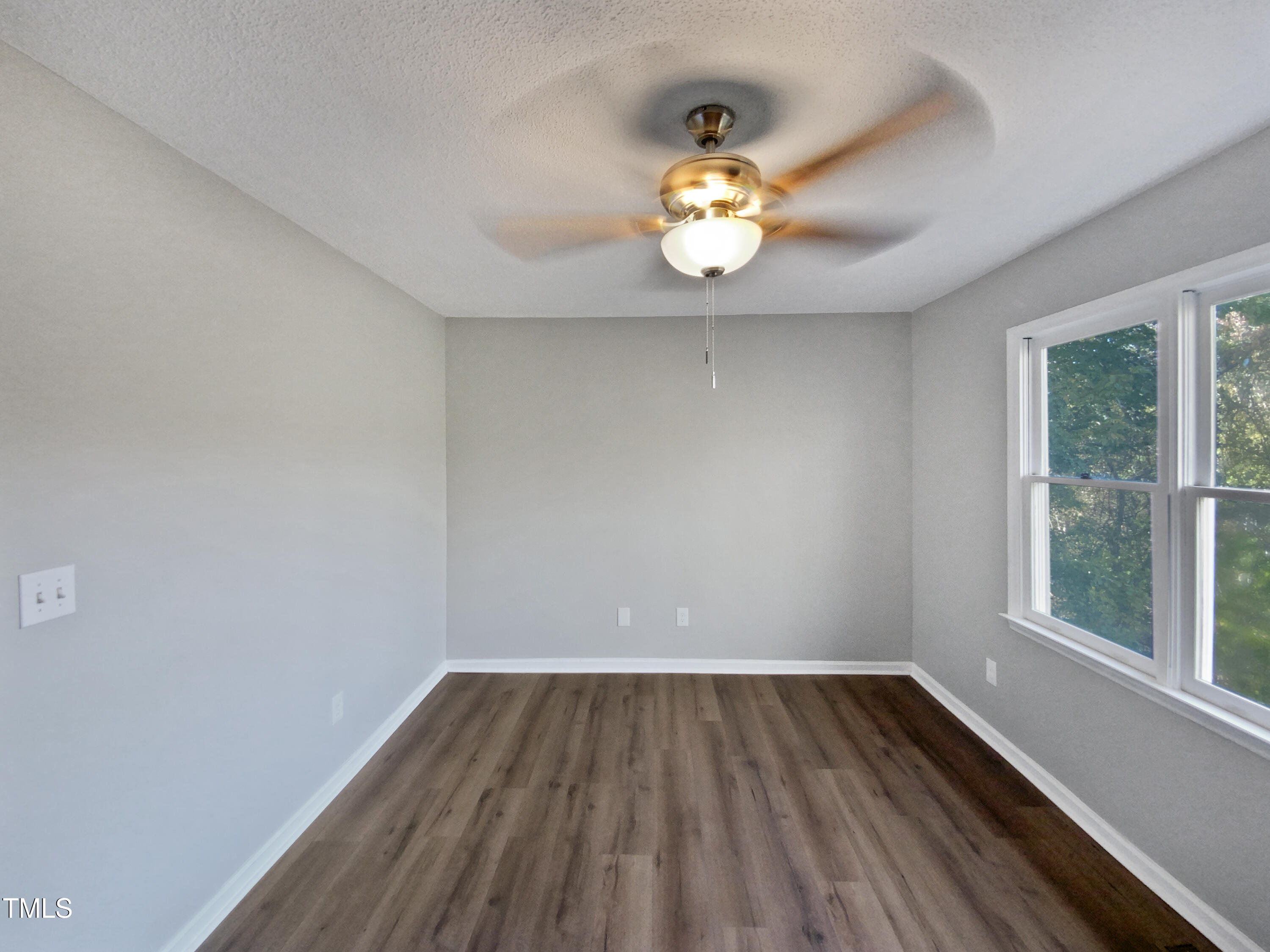 1638 Oakland Hills Way Property Photo 5