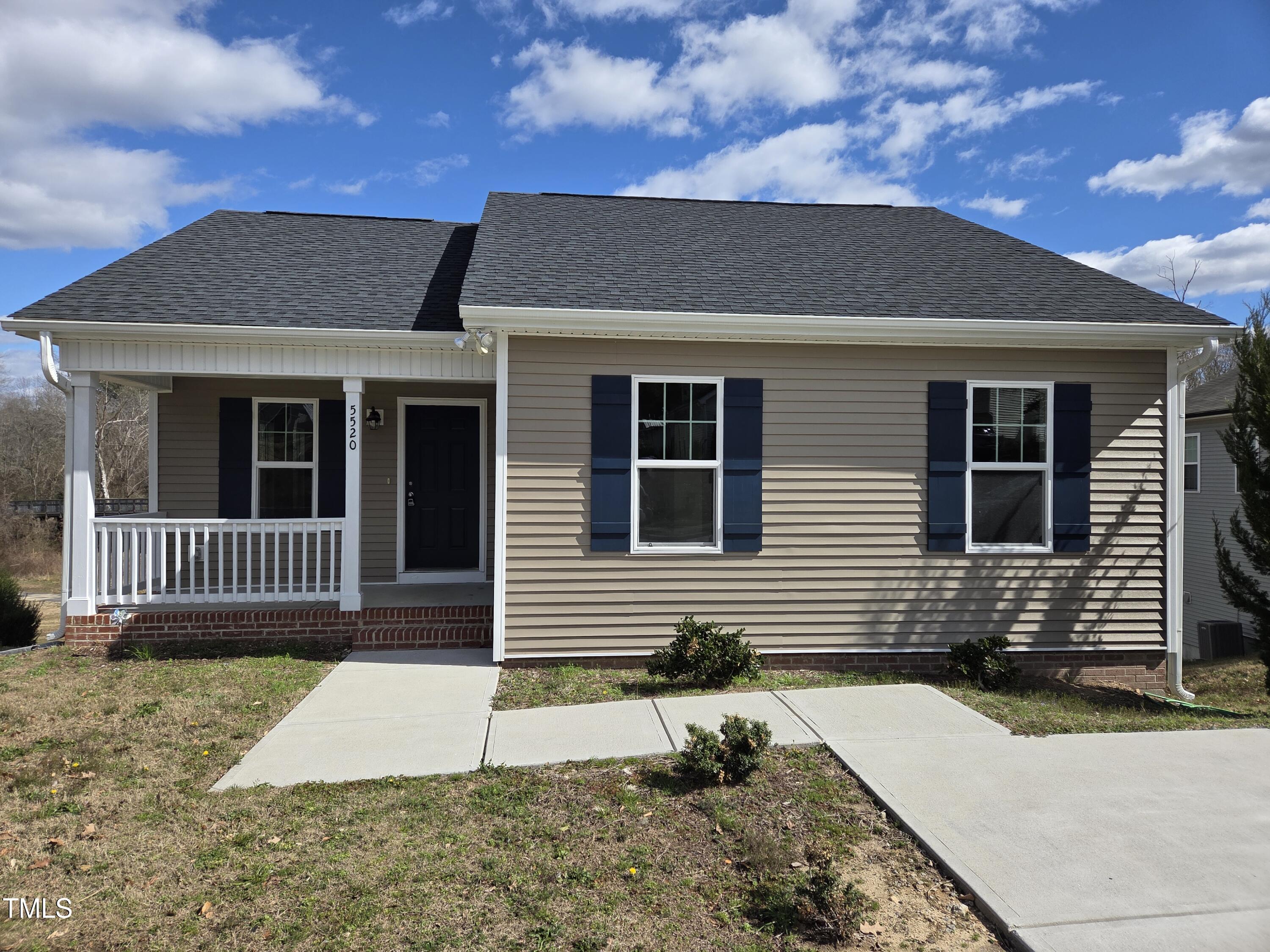 5520 Neuse View Drive Property Photo 1