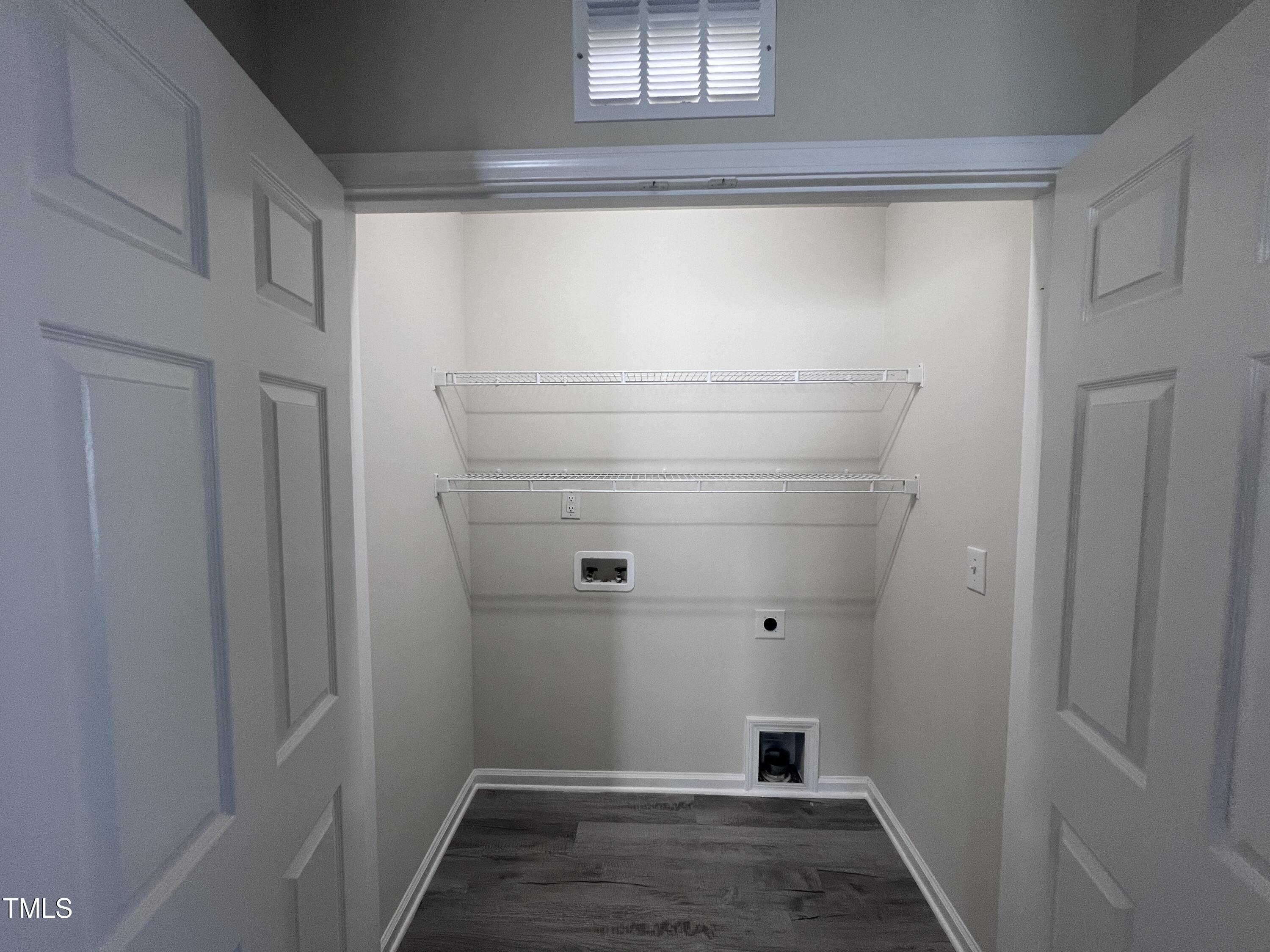 5520 Neuse View Drive Property Photo 13