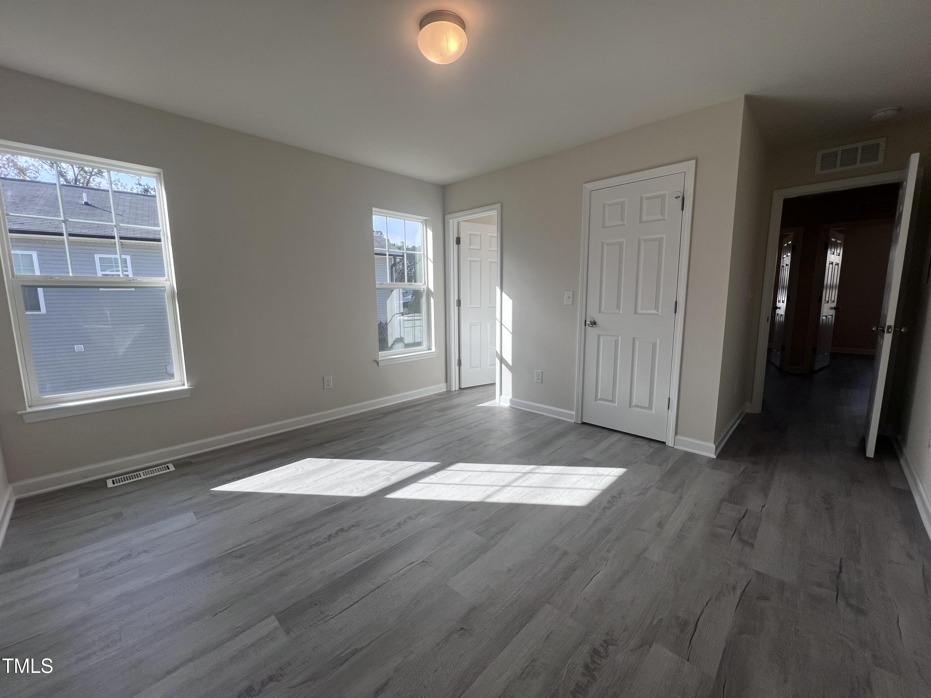 5520 Neuse View Drive Property Photo 15