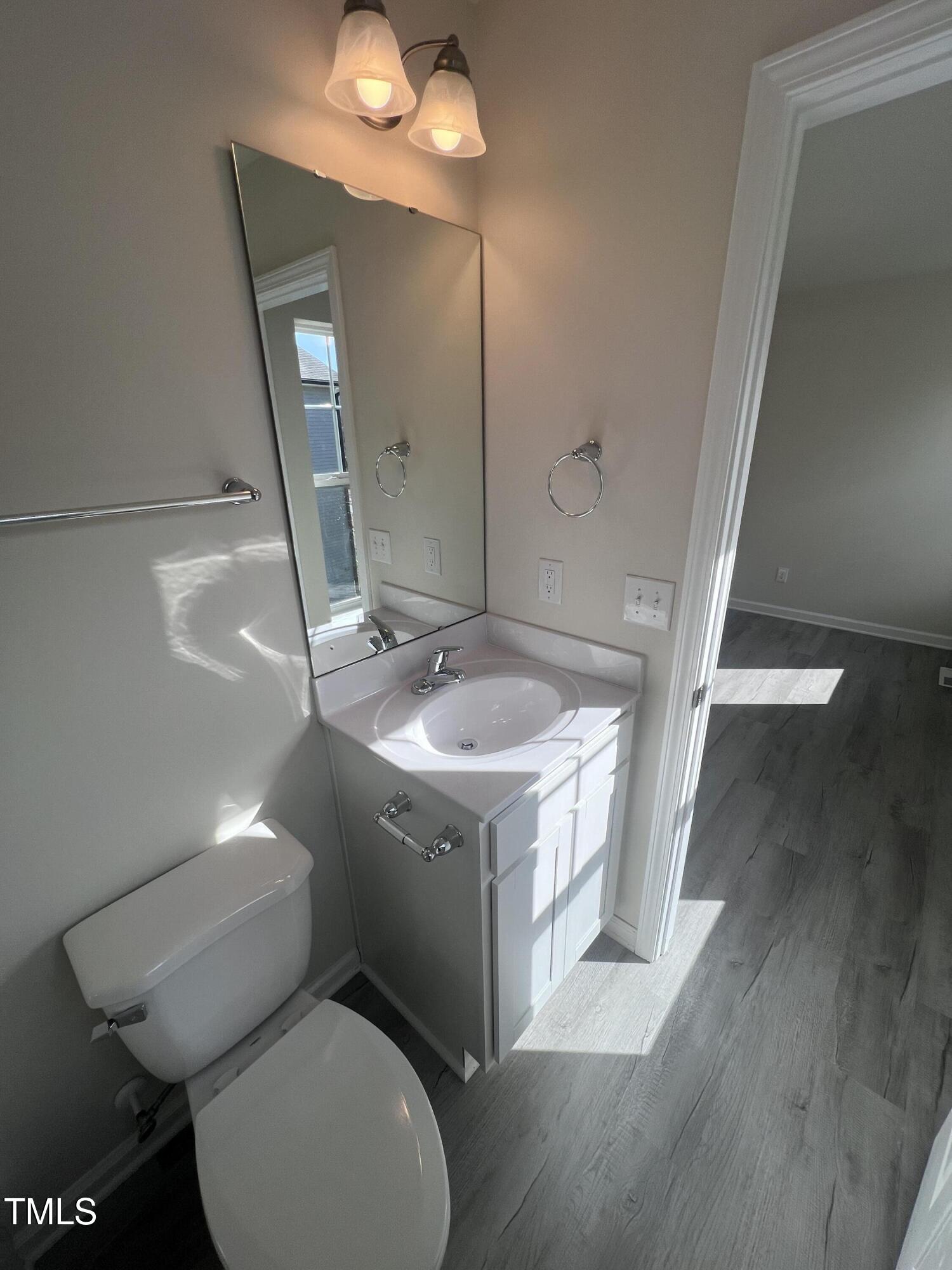 5520 Neuse View Drive Property Photo 18