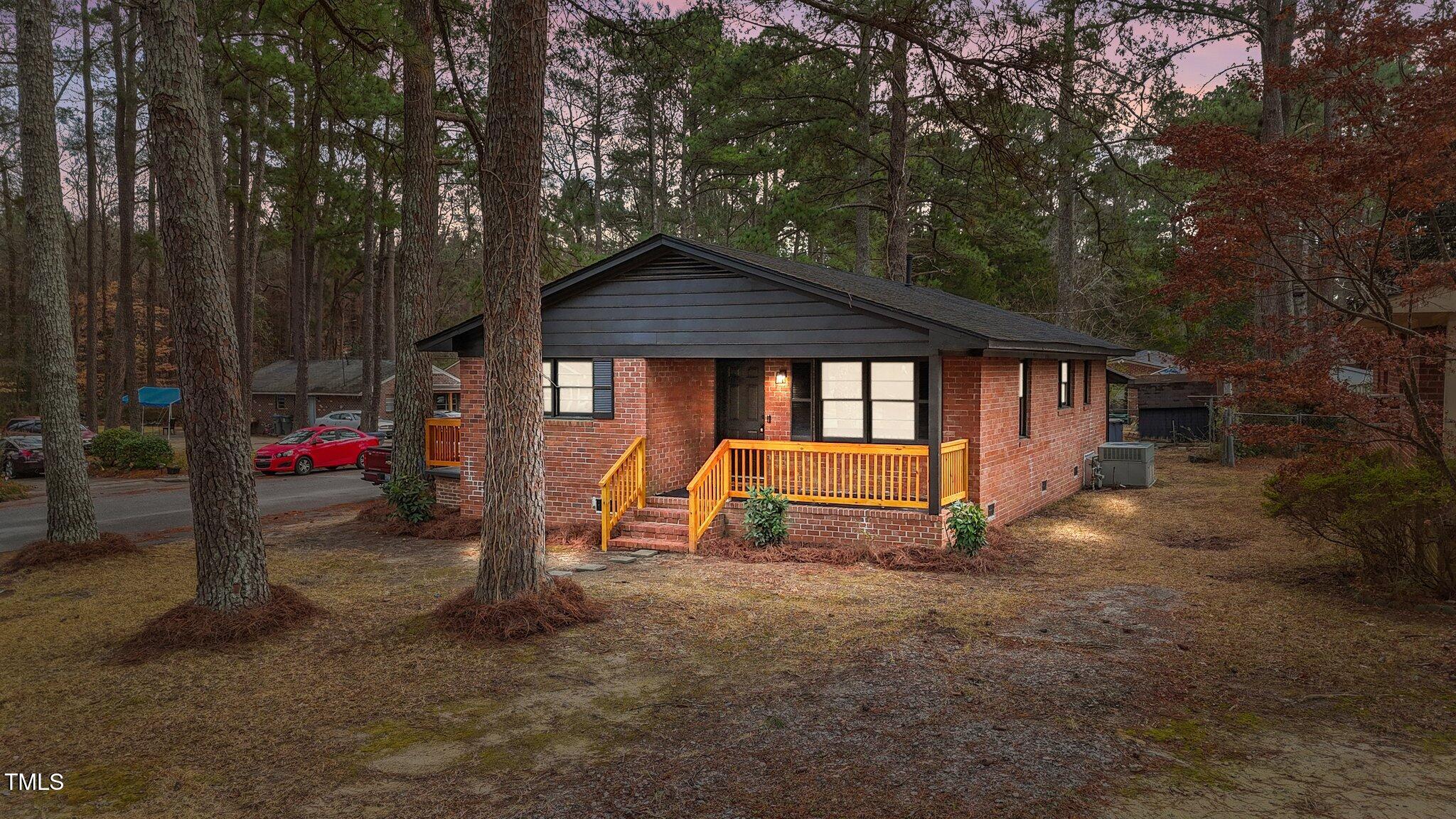 1721 Fountain Street Property Photo