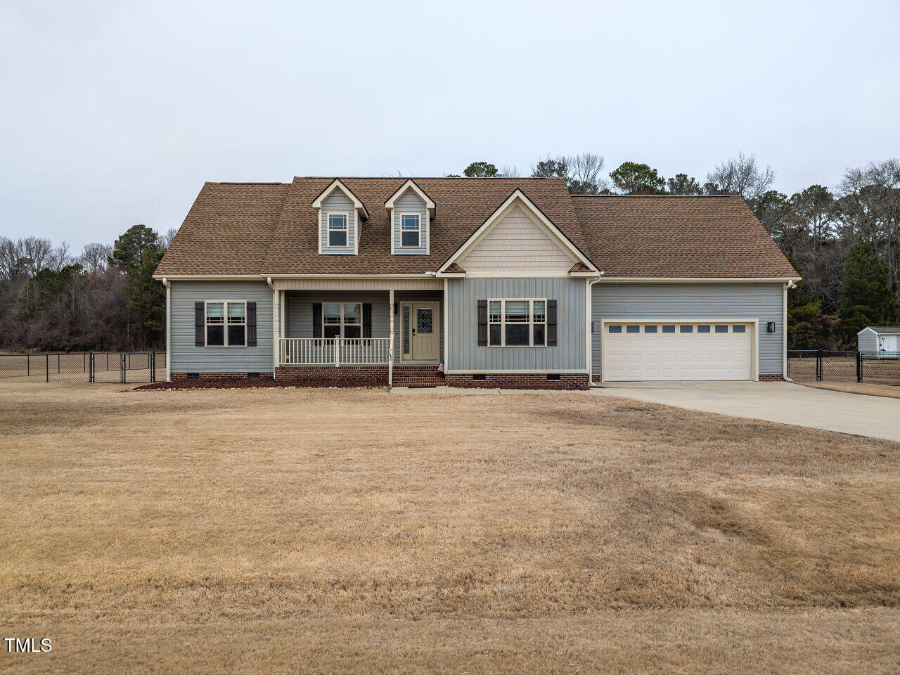 146 Watersedge Lane Property Photo 1