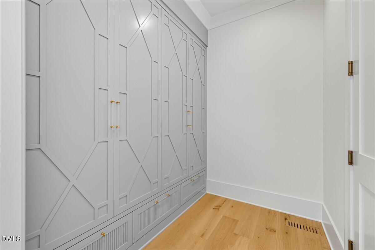 4305 Windsor Place Property Photo 60