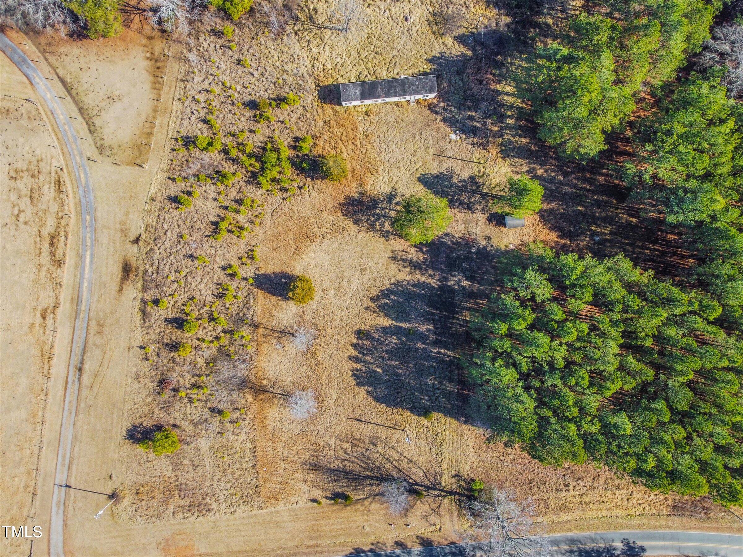 1222 Tempting Church Road Property Photo 6
