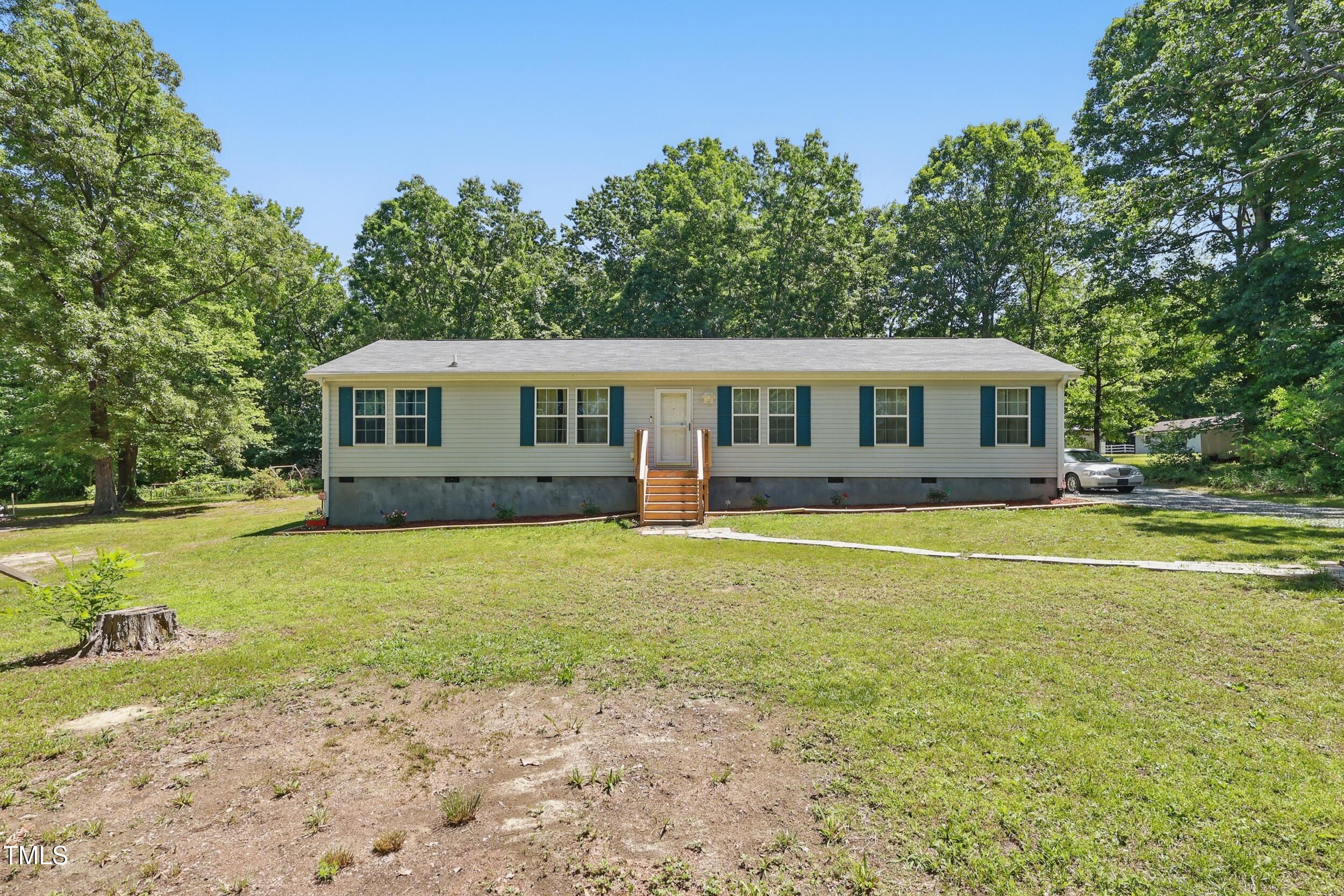 610 Apple Street Property Photo
