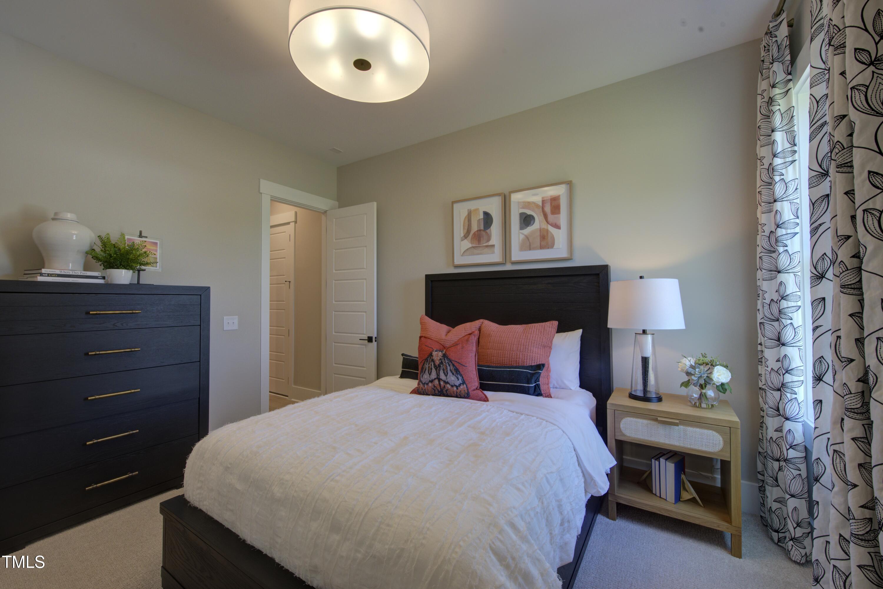 306 Golden Leaf Farms Road Property Photo 19