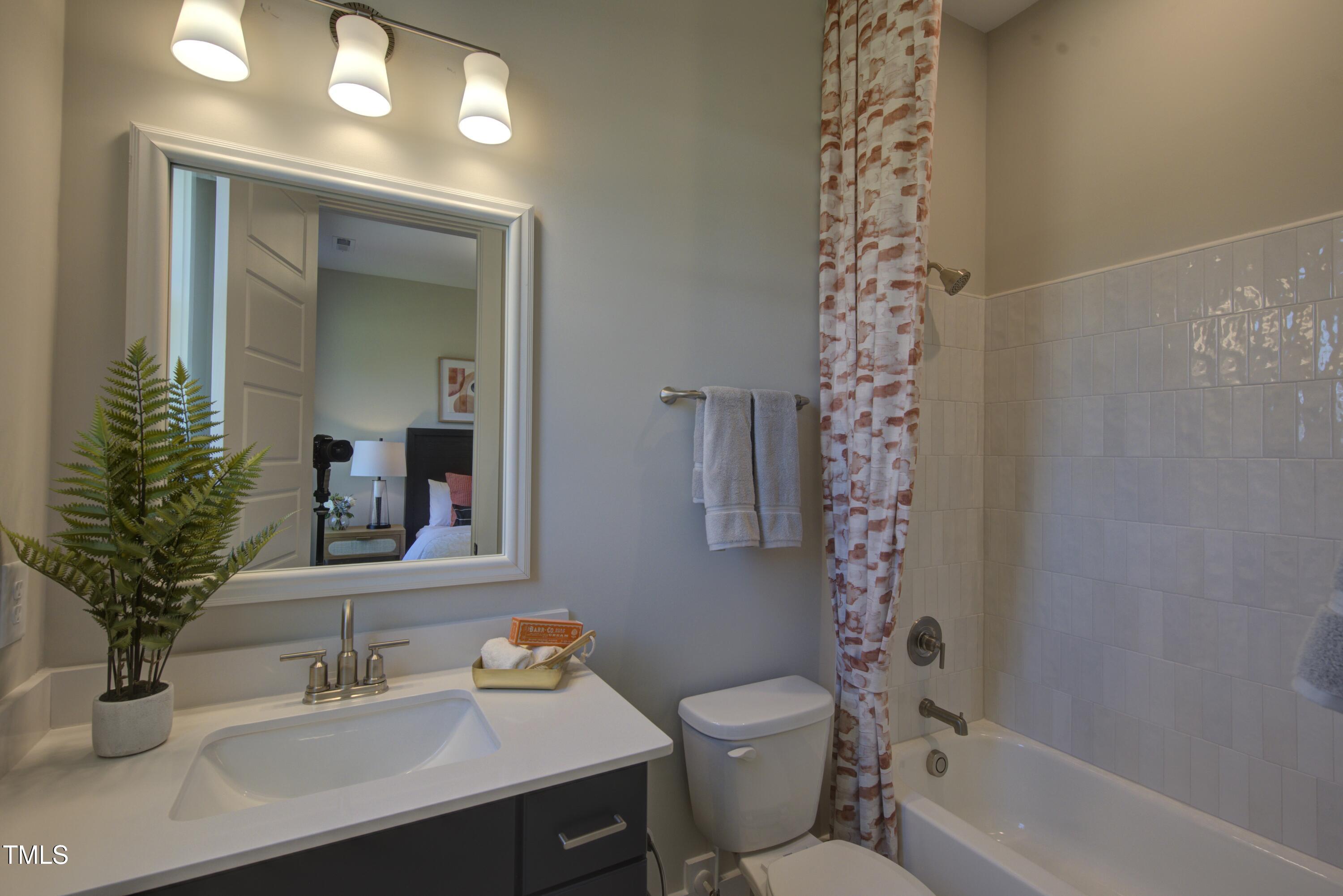 306 Golden Leaf Farms Road Property Photo 20