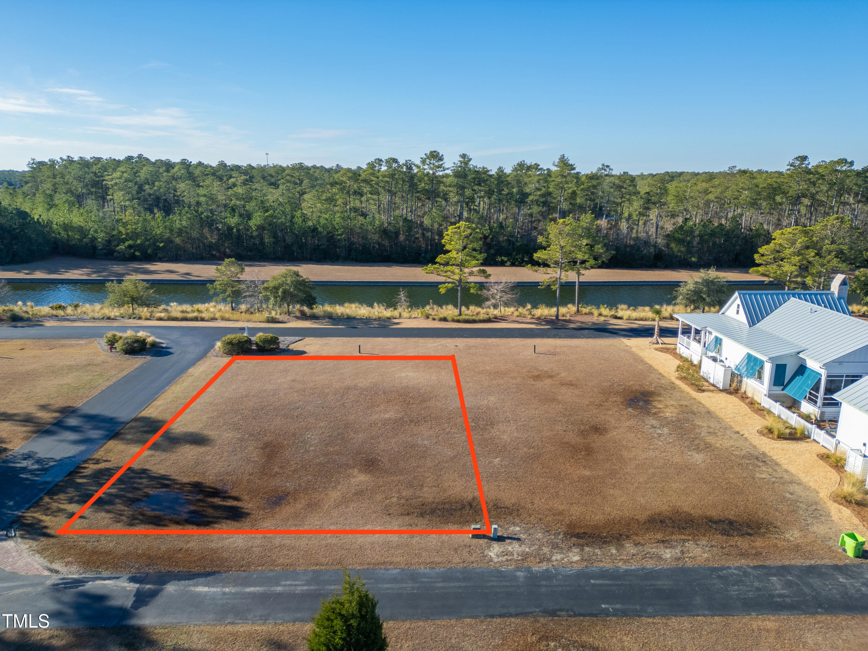 776 E Harborside Drive Property Photo 2