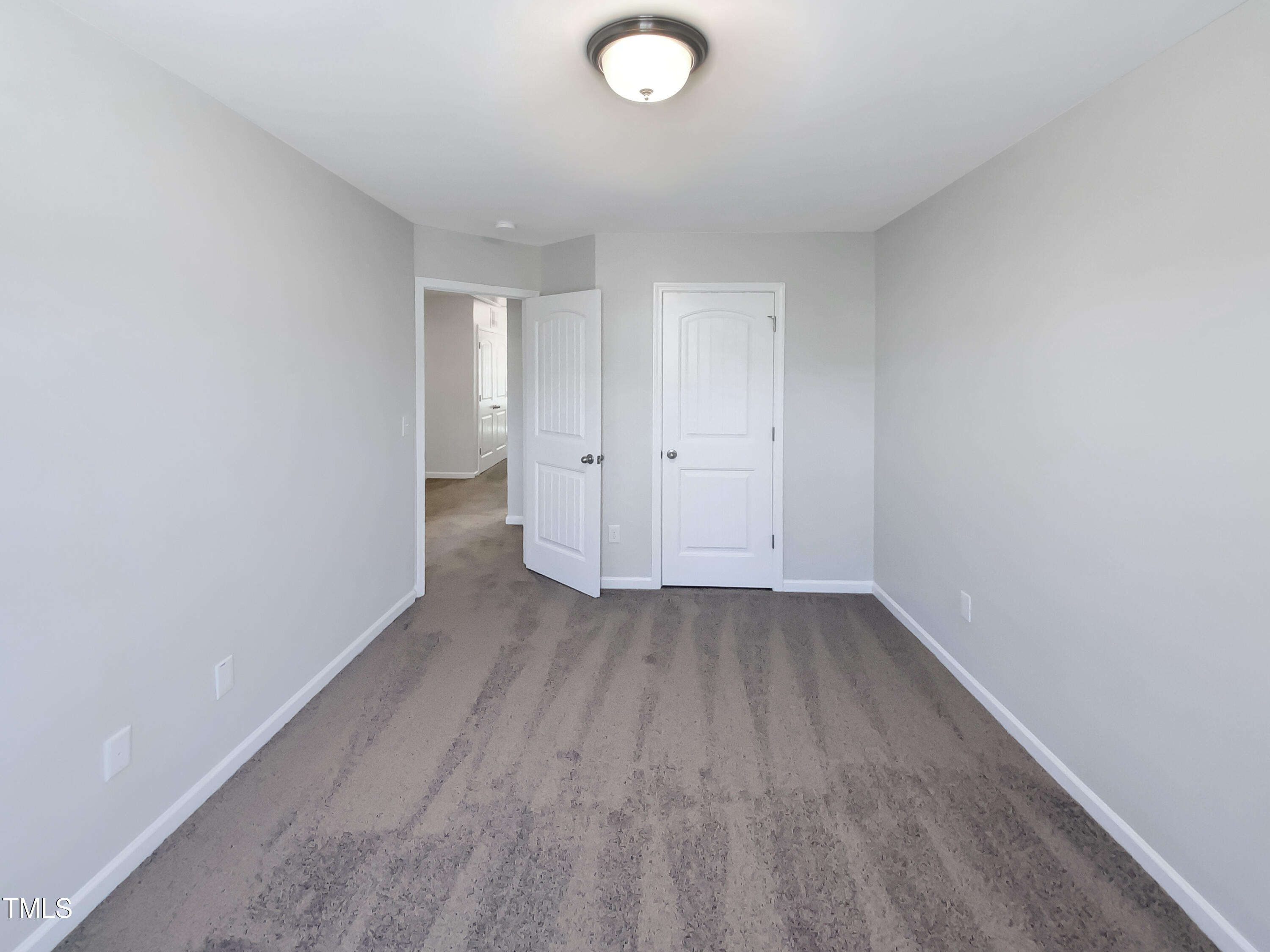 1424 Elk Falls Drive Property Photo 11
