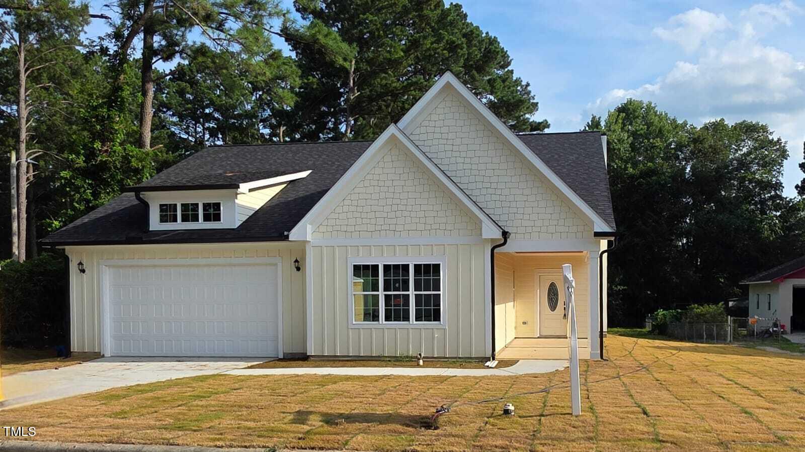 1203 Elizabeth Road W Property Photo 1