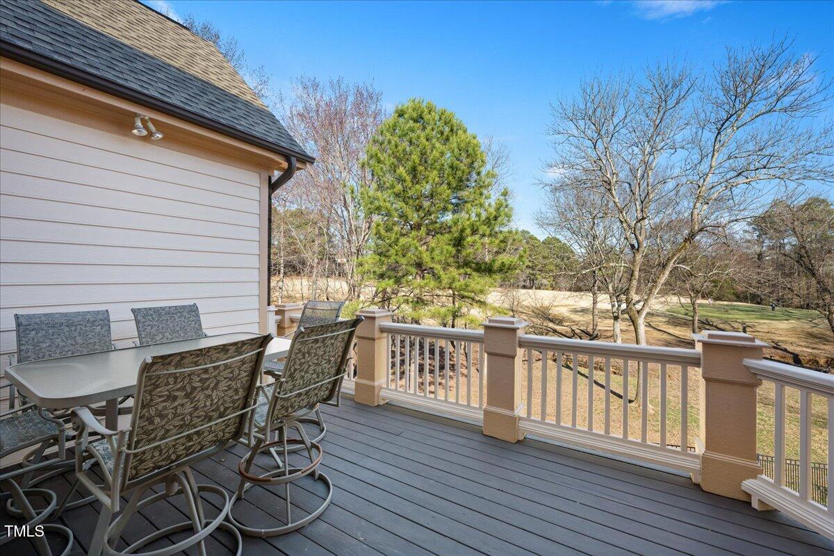 2933 Elmfield Street Property Photo 26