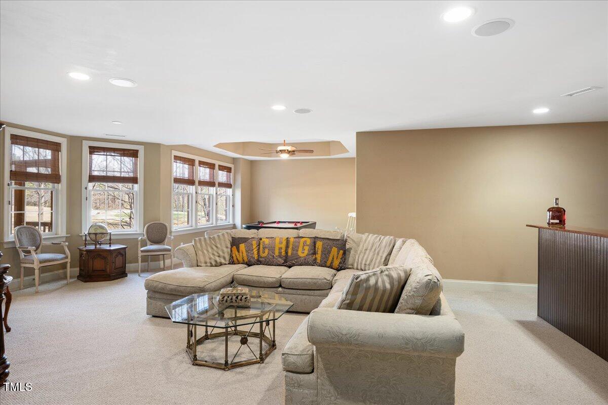 2933 Elmfield Street Property Photo 42