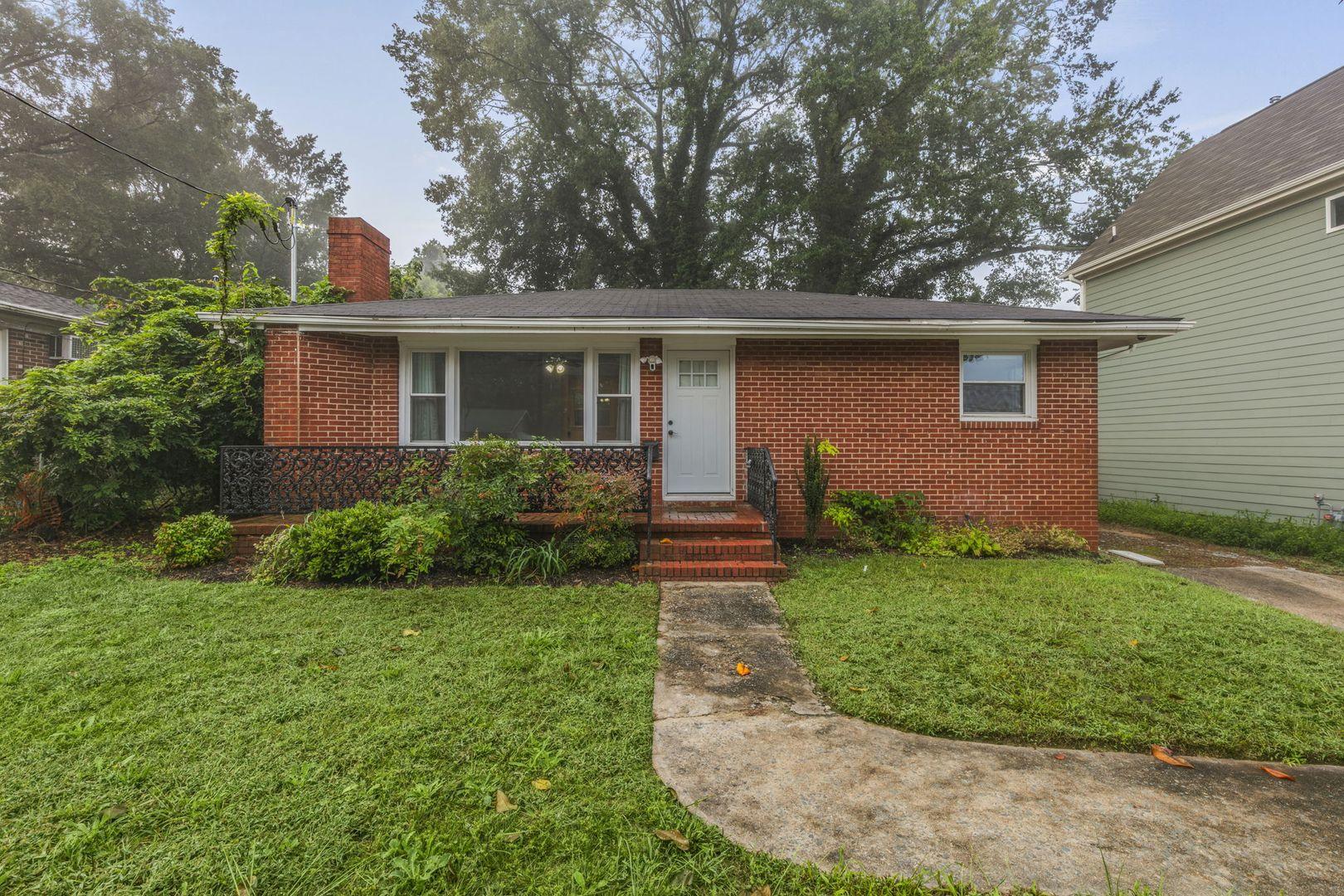 1006 Linwood Avenue Property Photo 3