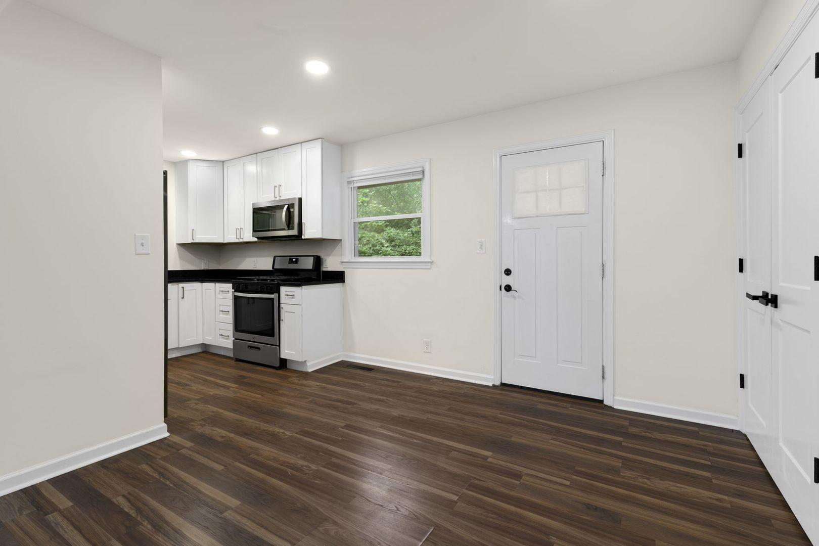 1006 Linwood Avenue Property Photo 11