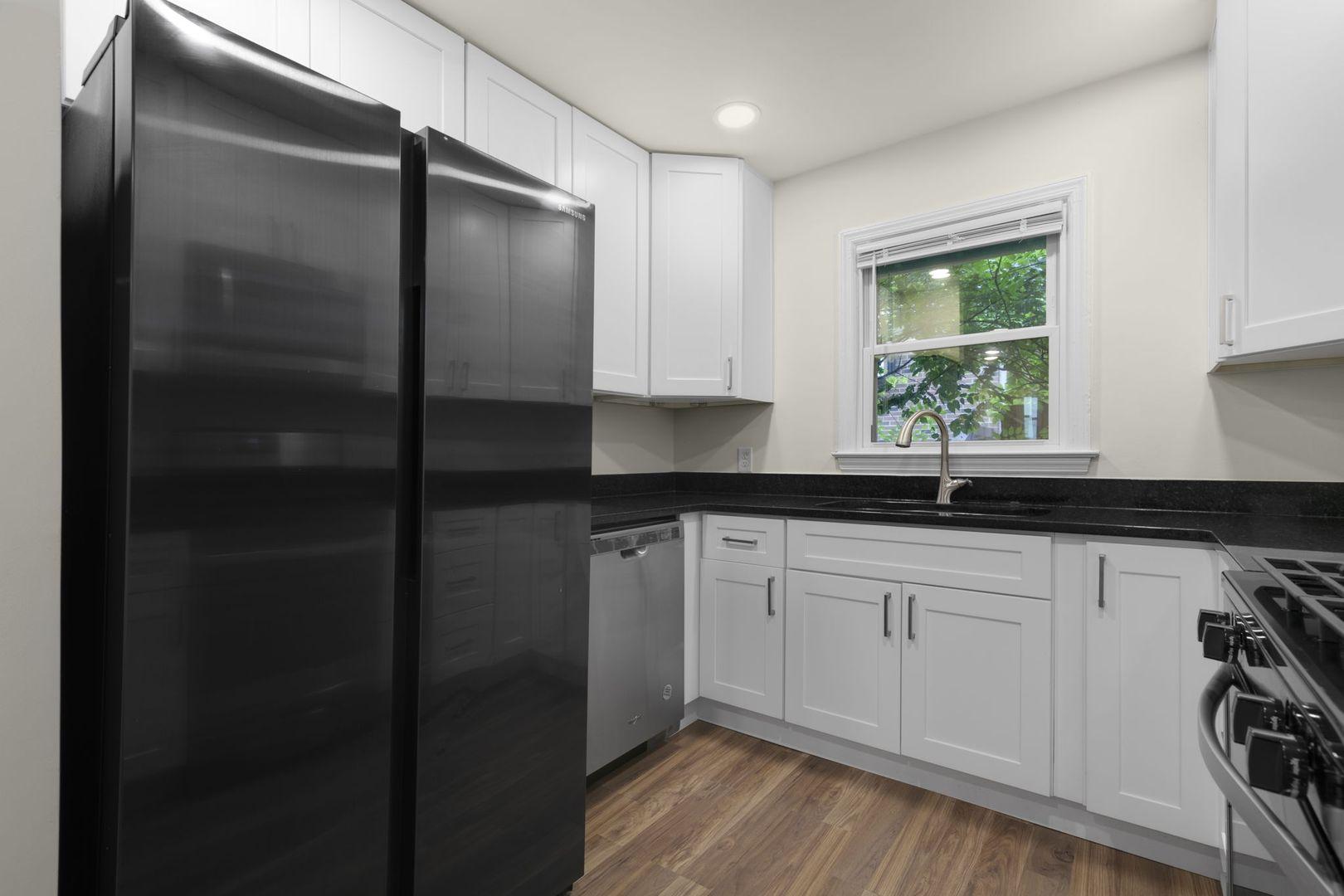 1006 Linwood Avenue Property Photo 14