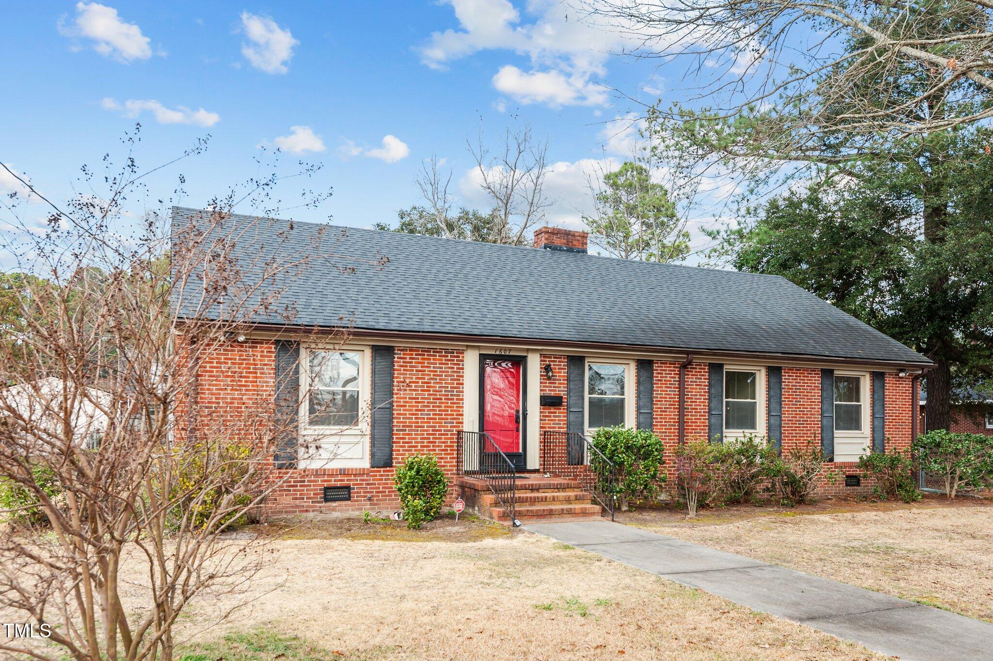 1607 E Pine Street Property Photo