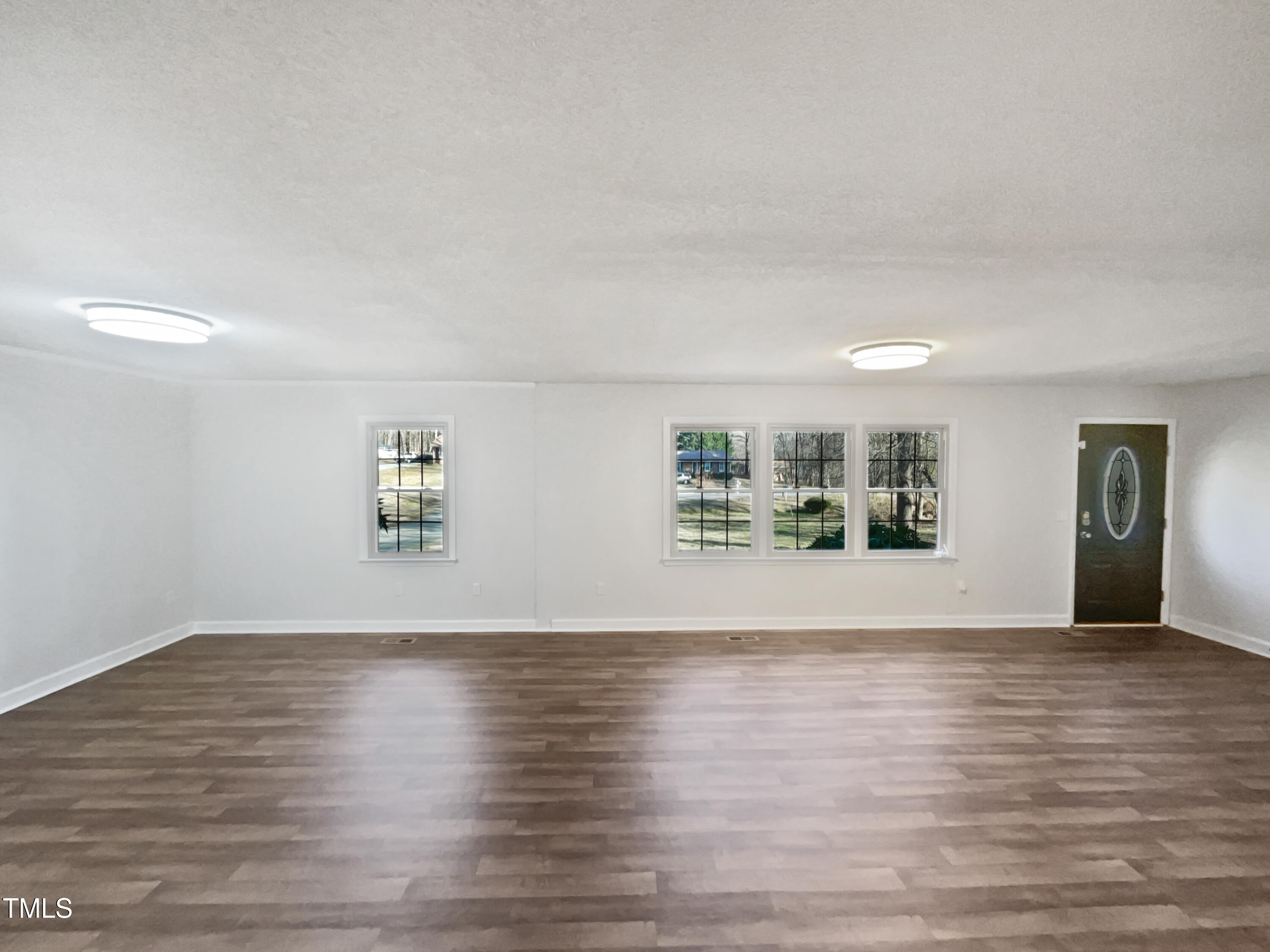 6423 Whitt Road Property Photo 3