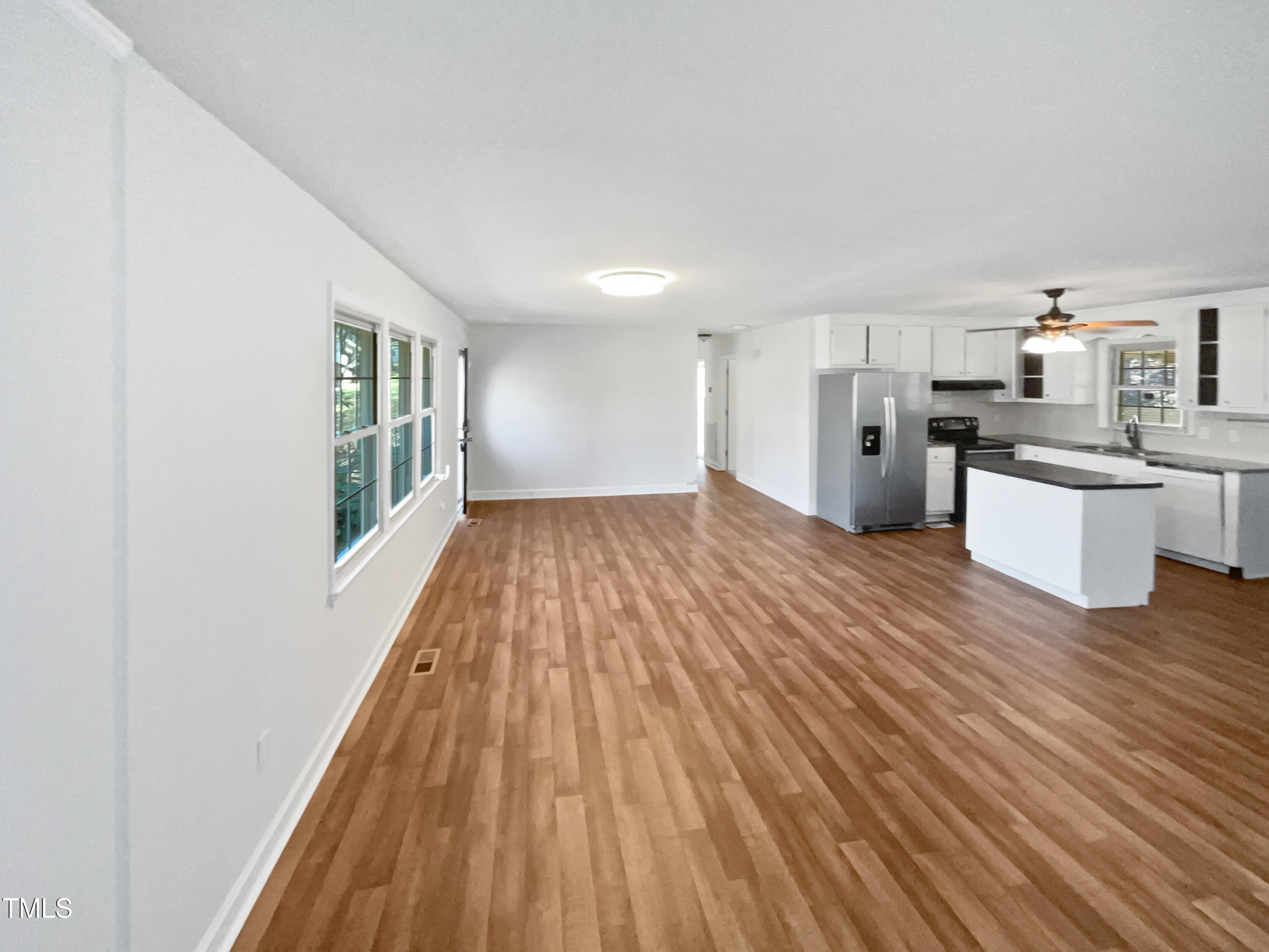 6423 Whitt Road Property Photo 6