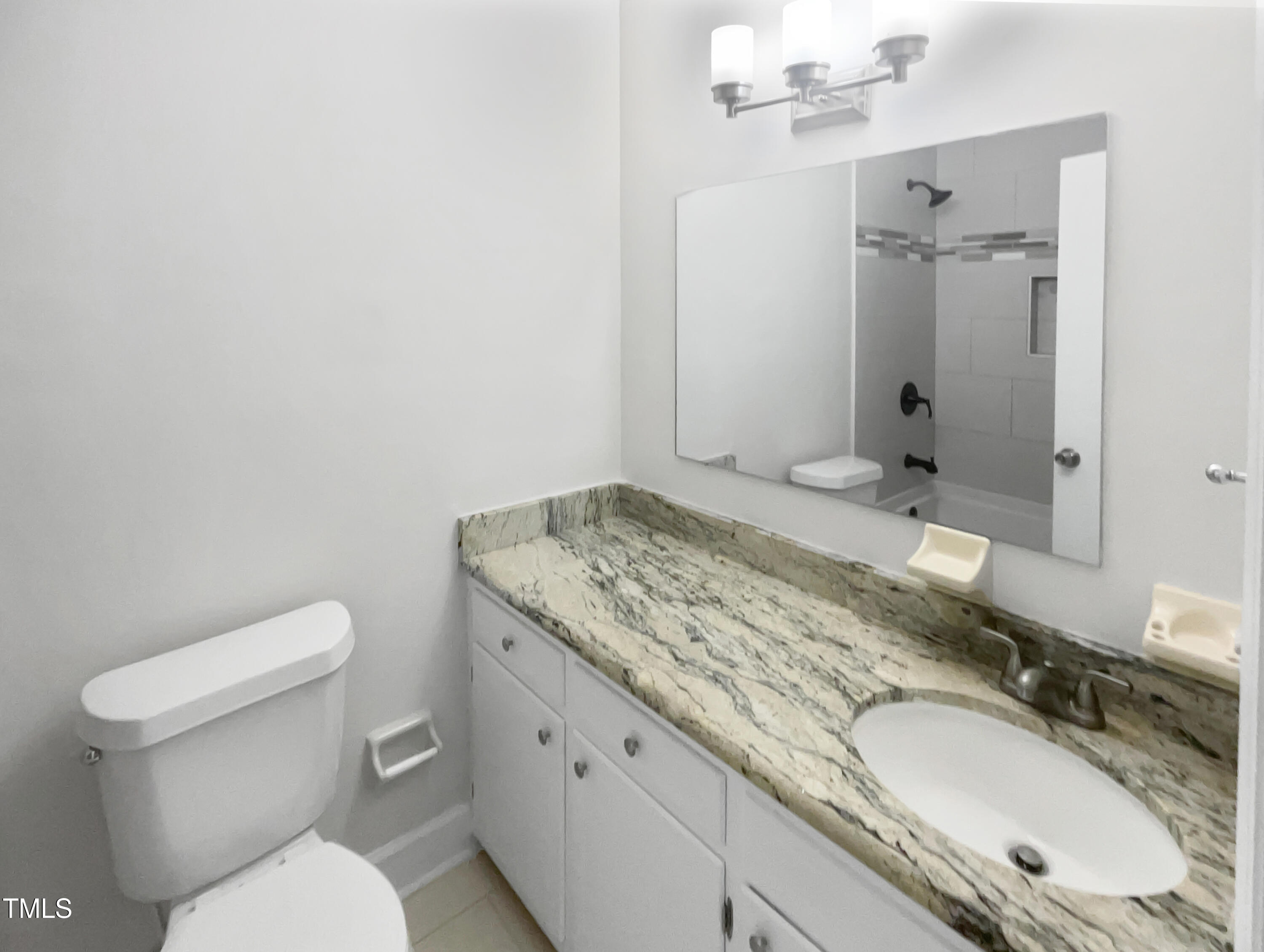 6423 Whitt Road Property Photo 7
