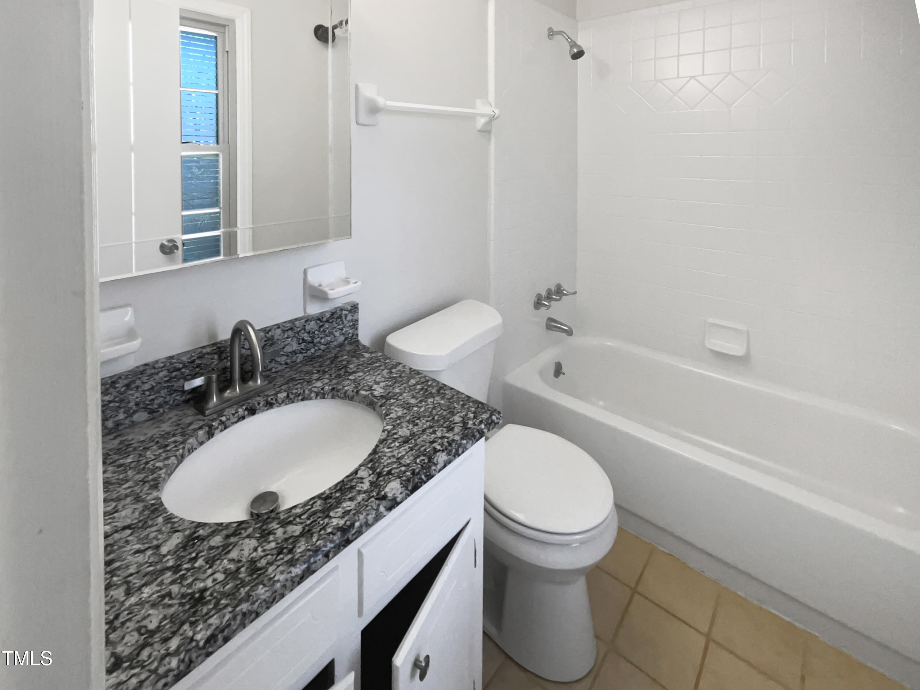 6423 Whitt Road Property Photo 12