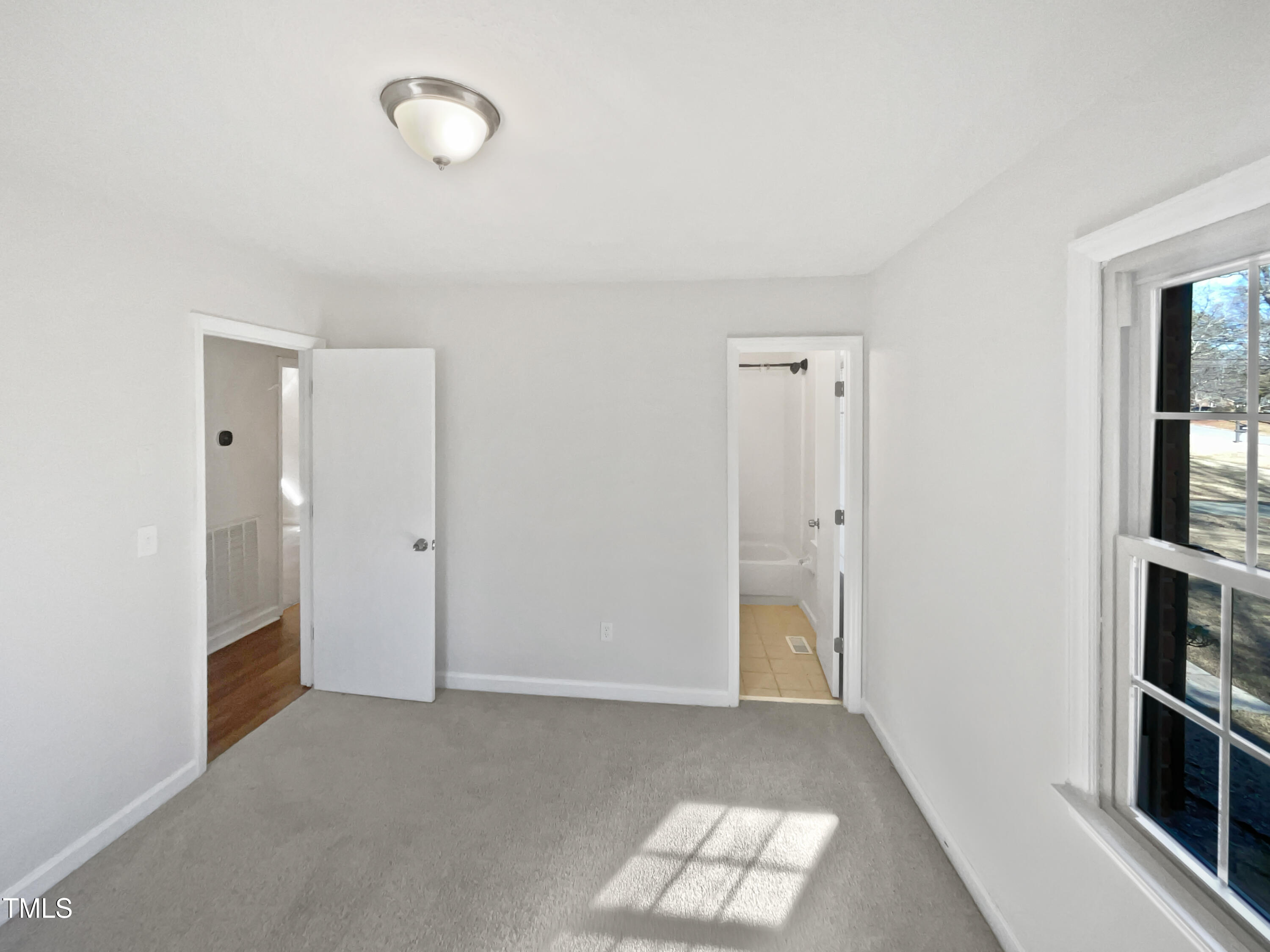 6423 Whitt Road Property Photo 18