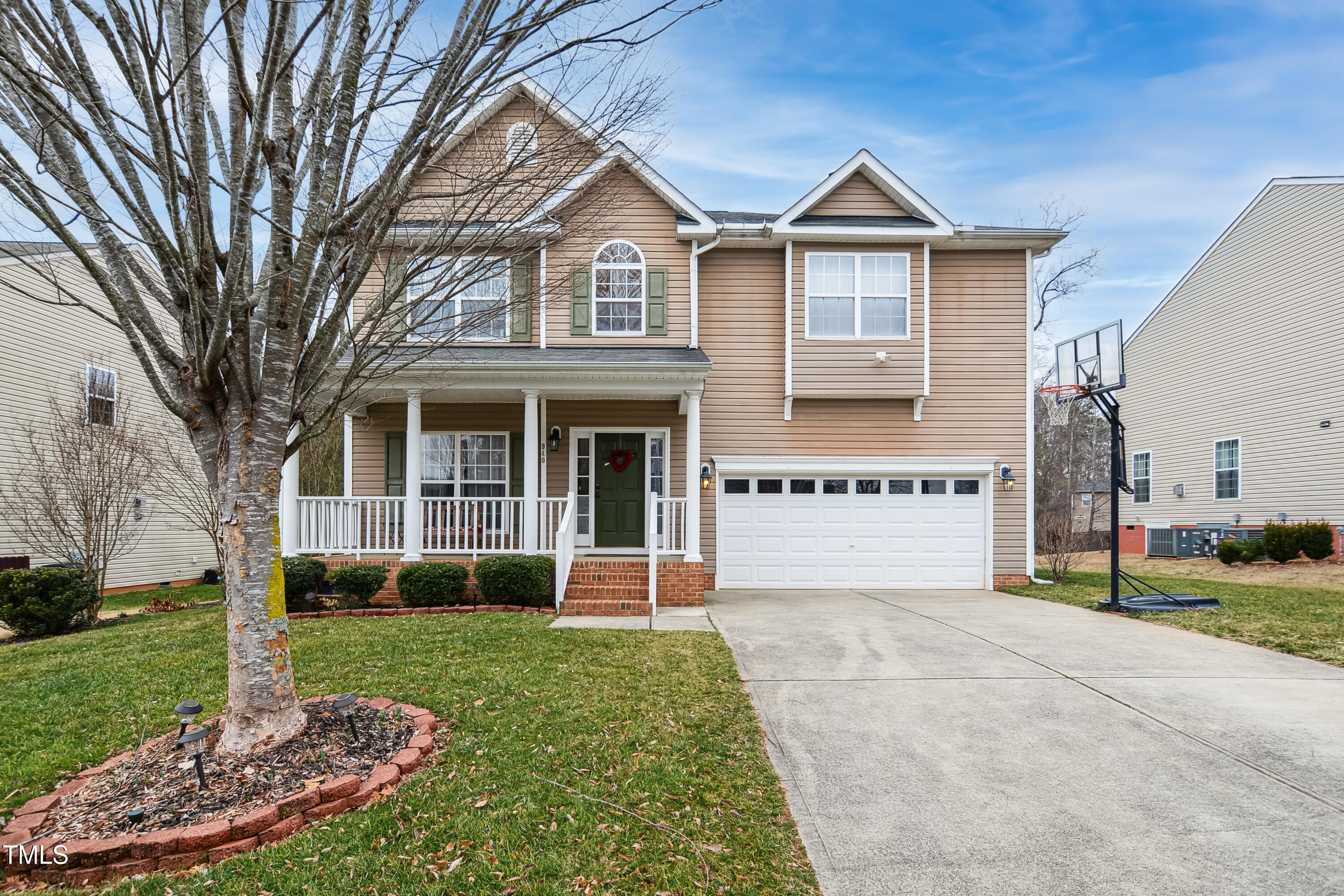 940 Fulworth Avenue Property Photo