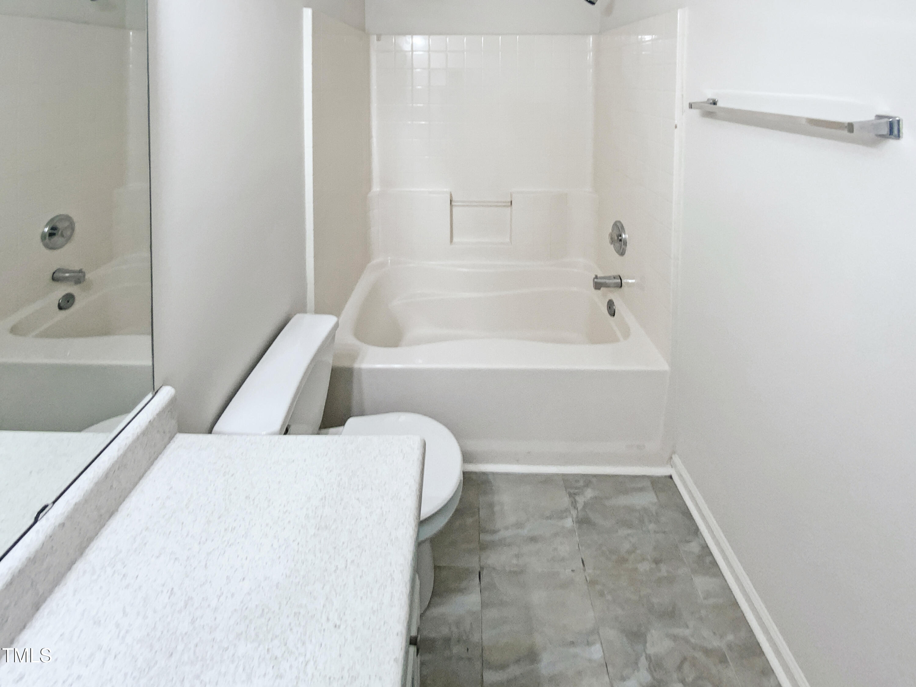 1628 Beacon Village Drive Property Photo 18
