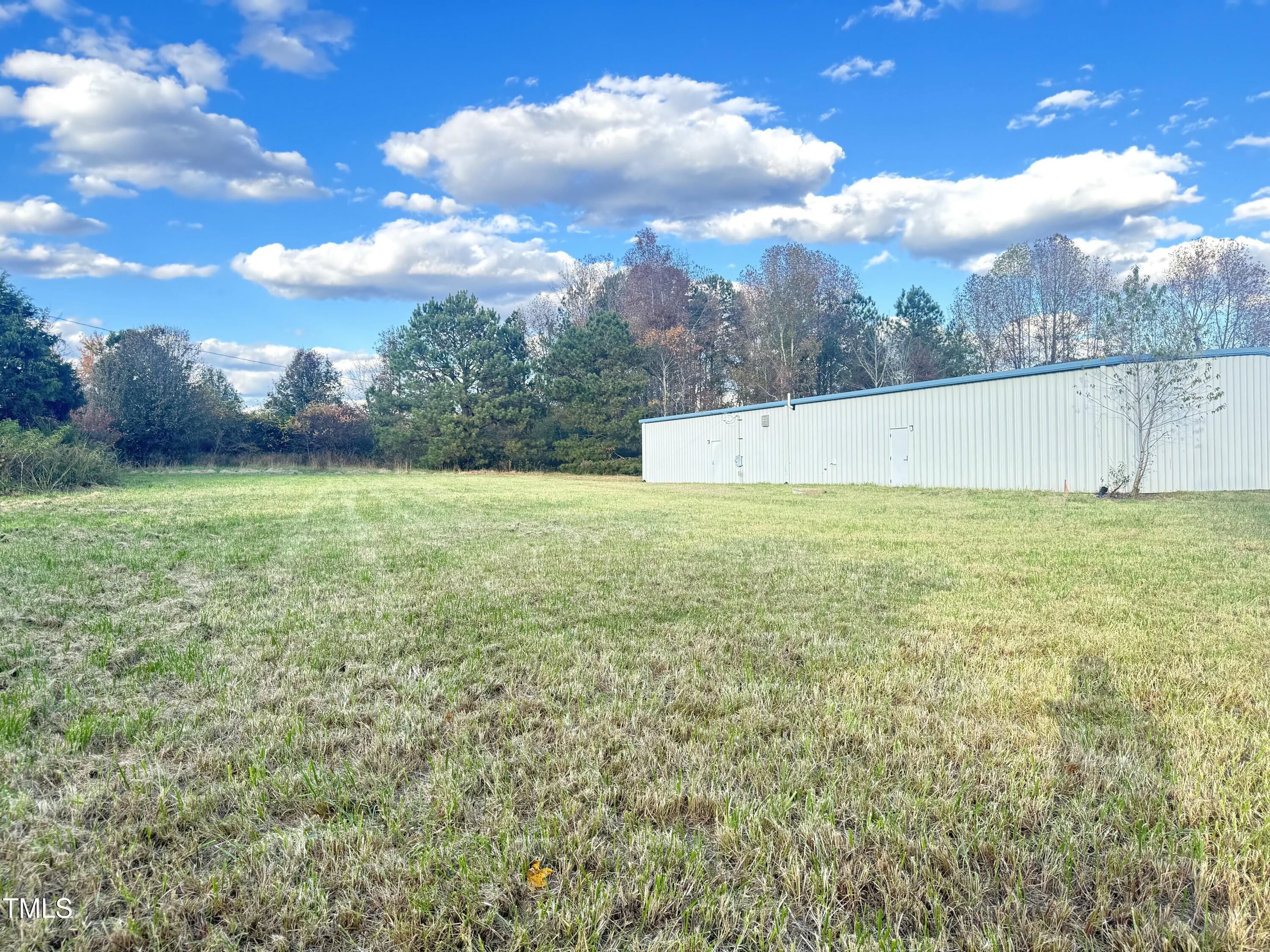 1609 Atkins Road Property Photo 9