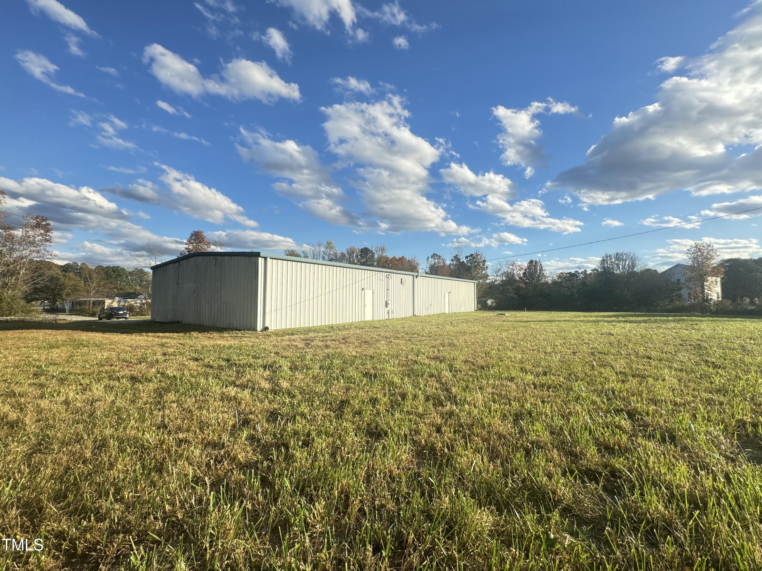 1609 Atkins Road Property Photo 10