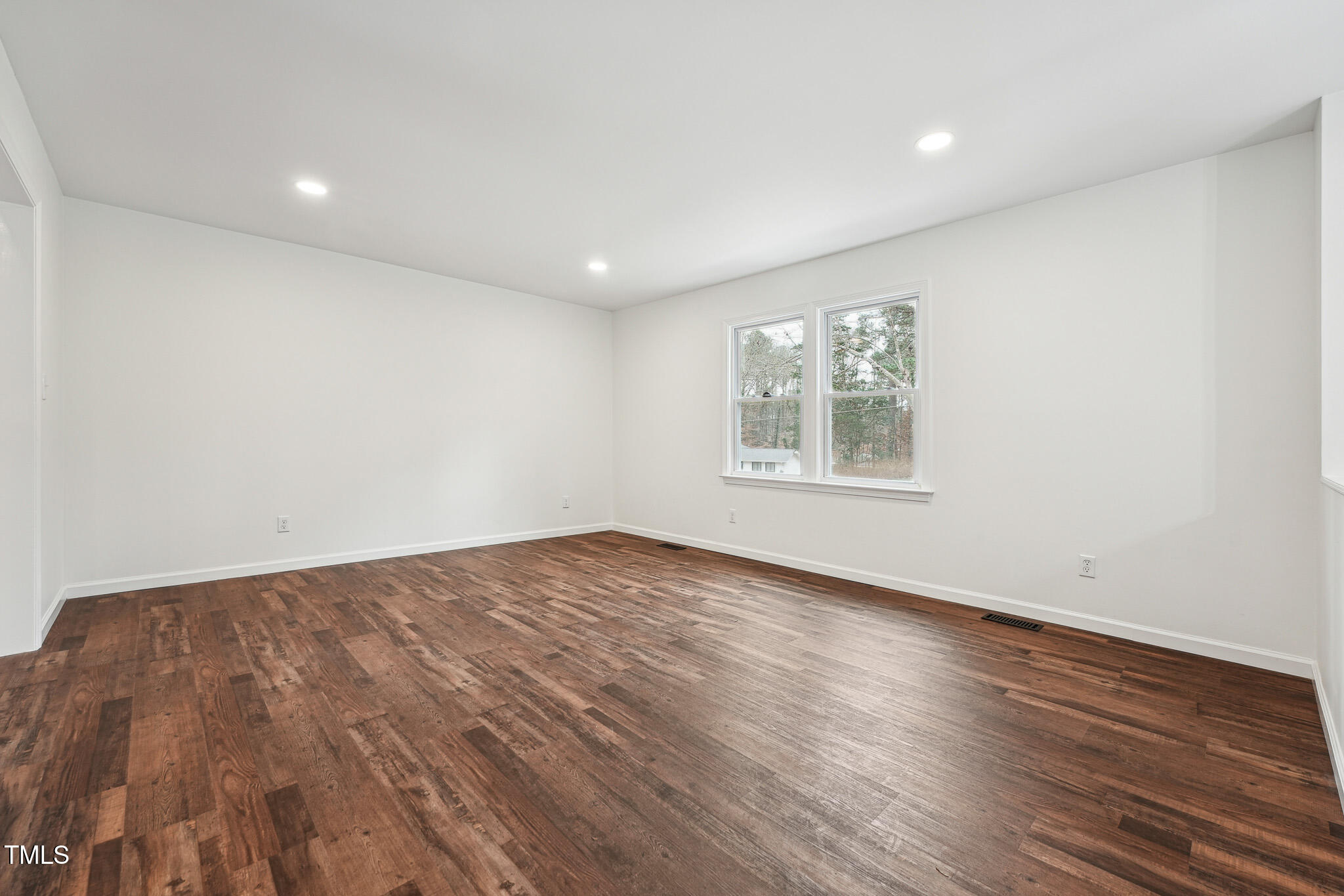 109 Chatterson Drive Property Photo 6