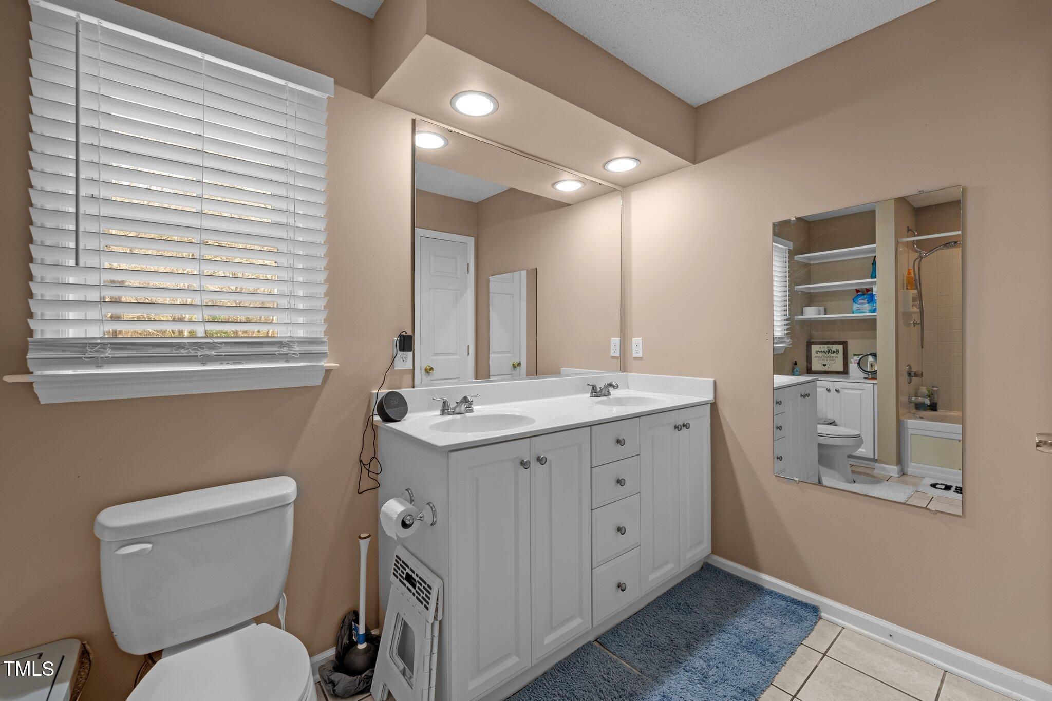 5403 Woodlane Drive Property Photo 13
