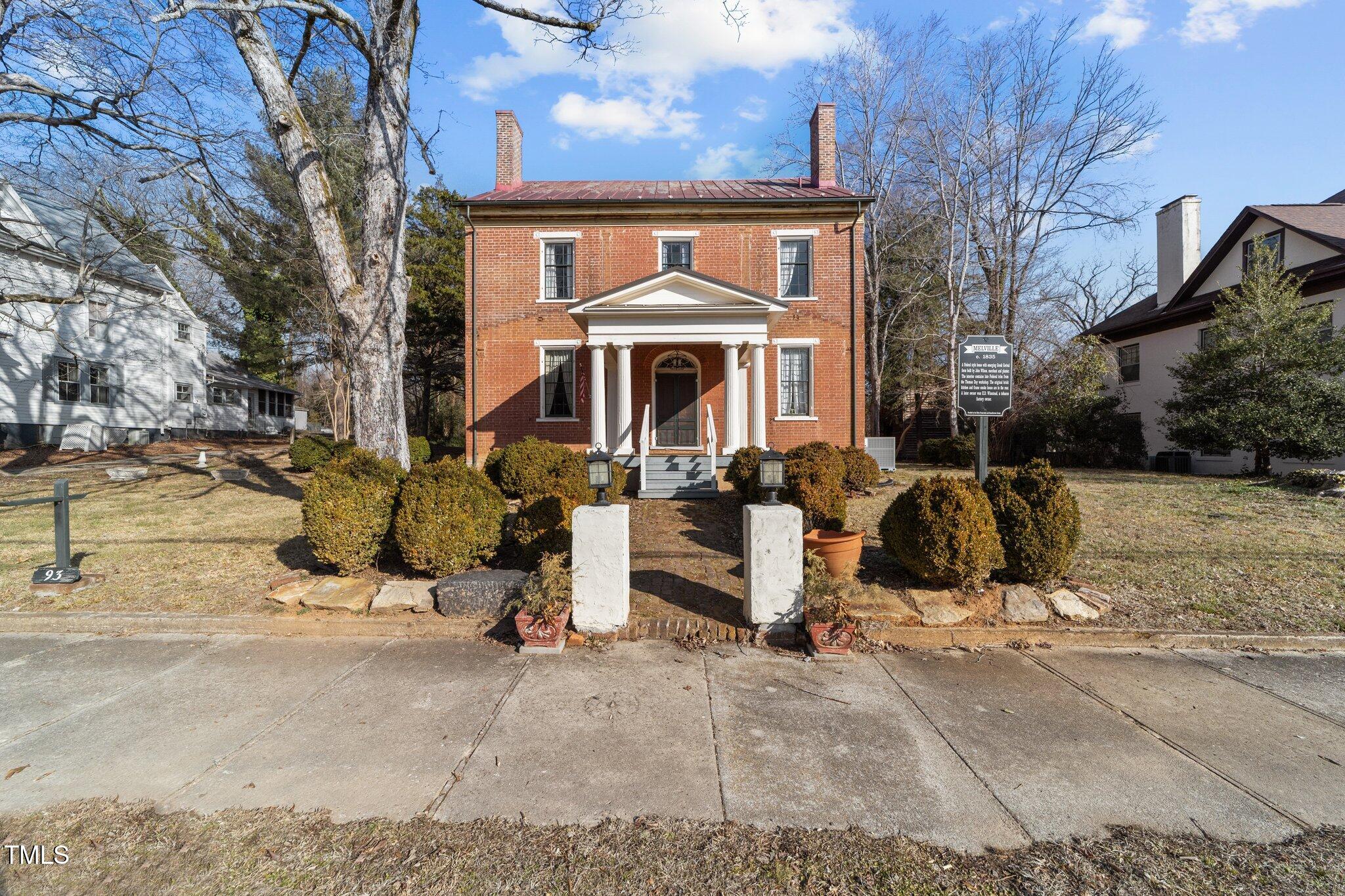 93 Broad Street Property Photo