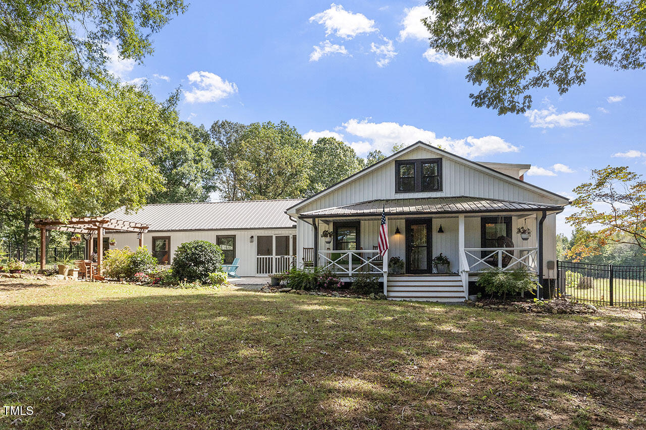 105 D Hart Road Property Photo