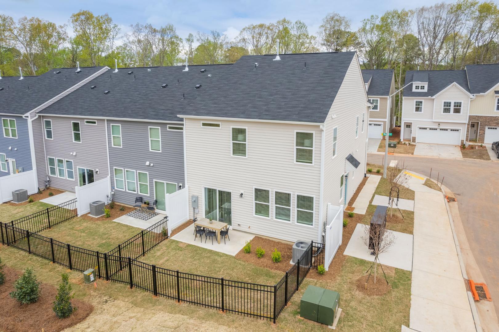7632 Waypond Court Property Photo 1