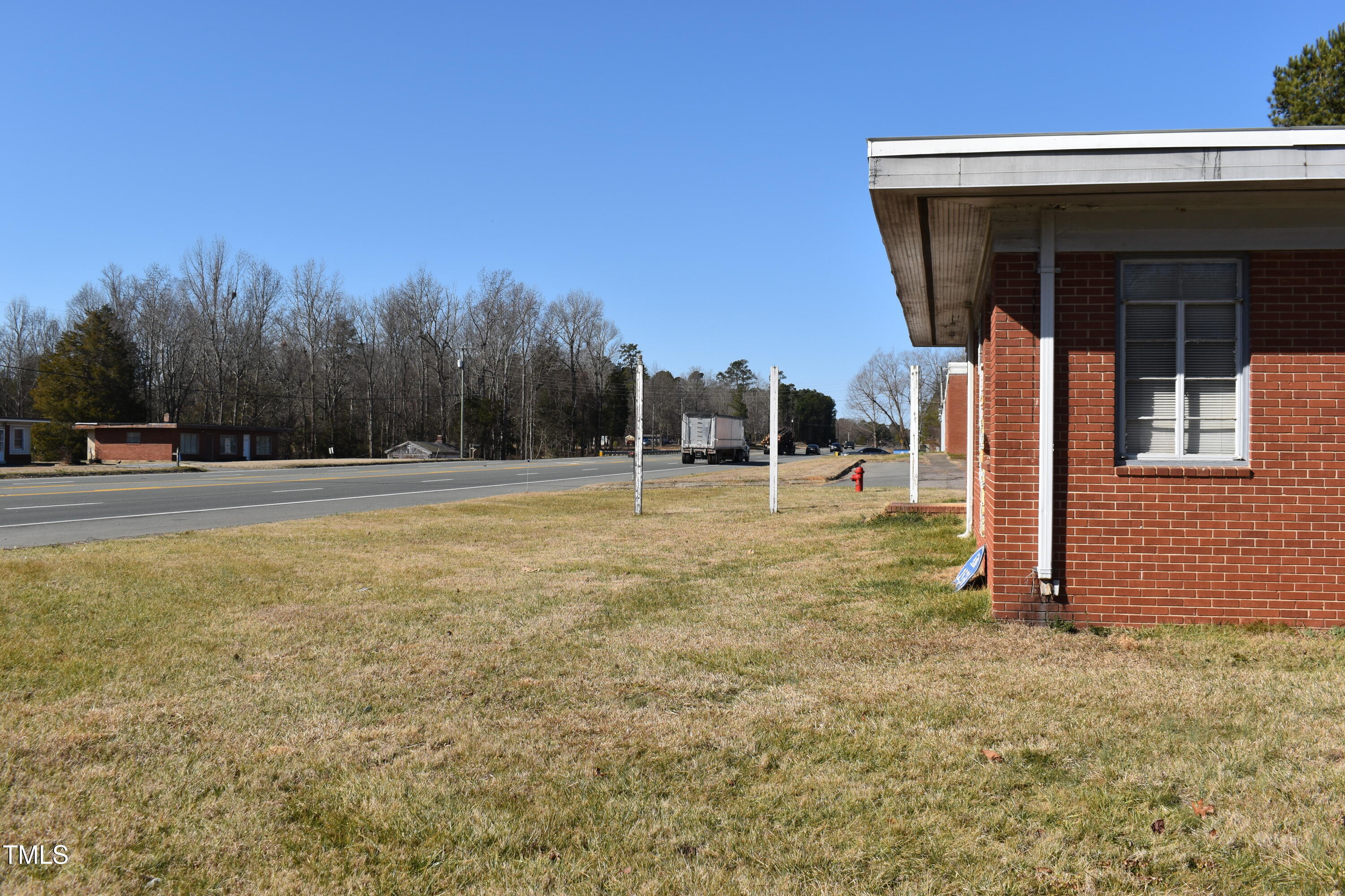 17890 W Us Hwy 64 Property Photo 5