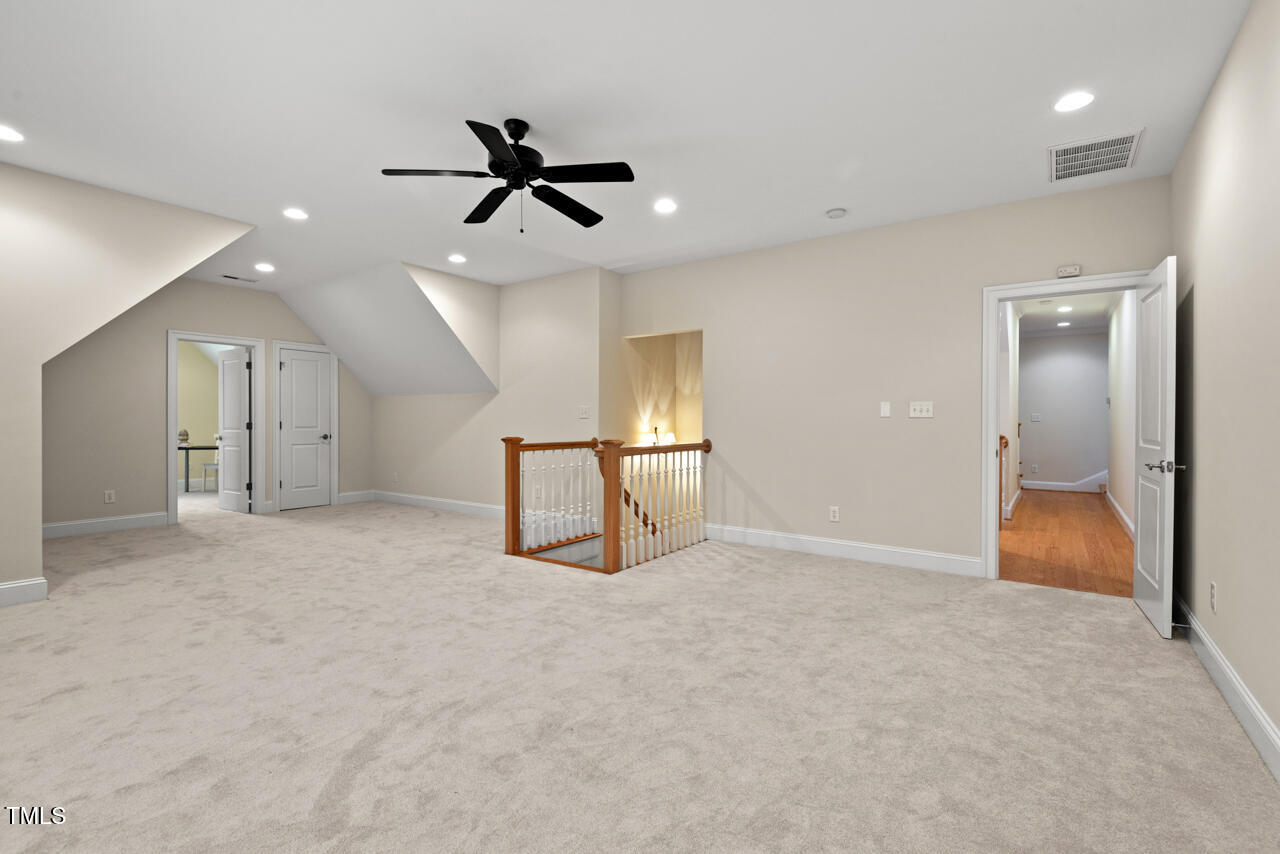 216 Copper Beech Court Property Photo 33