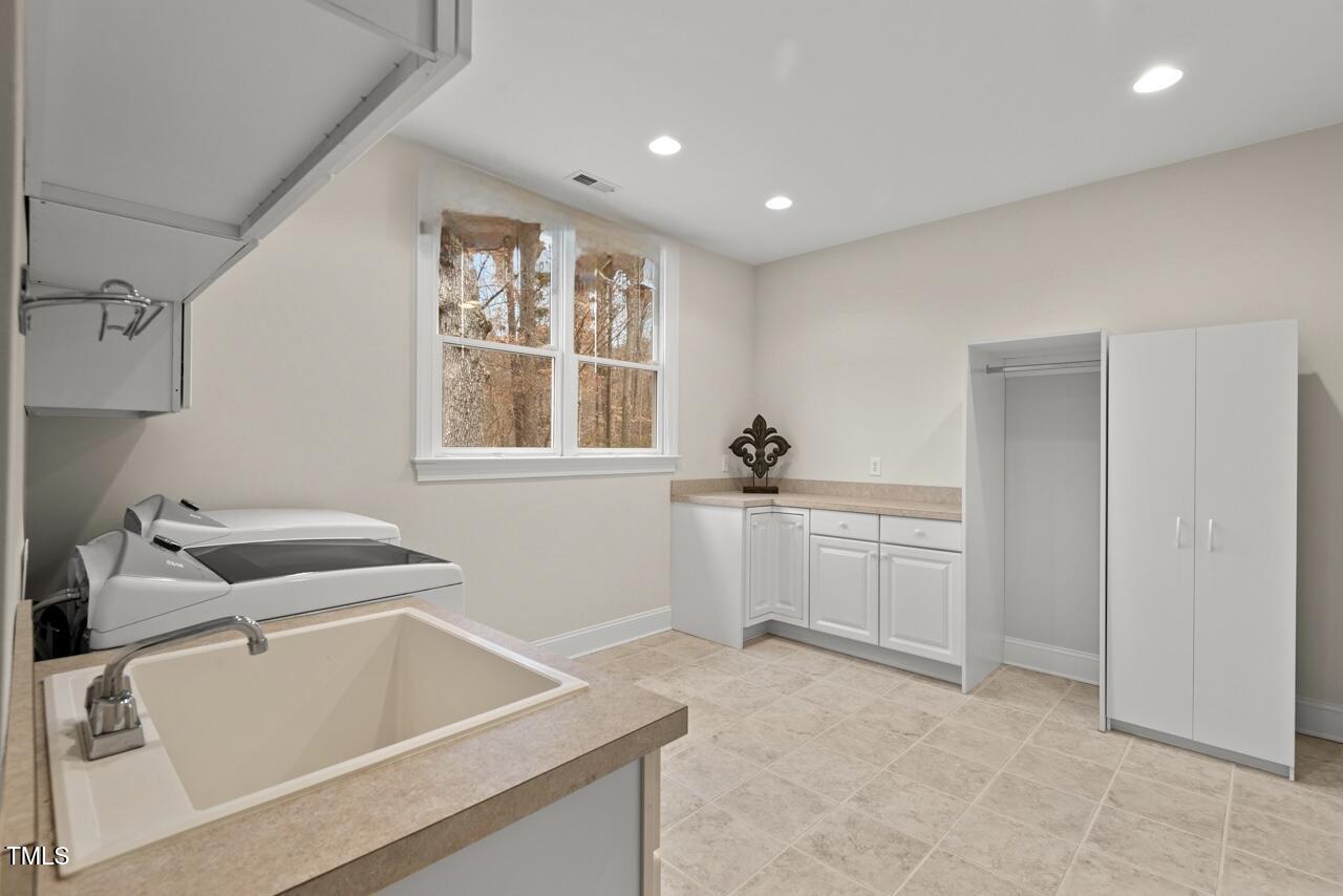 216 Copper Beech Court Property Photo 35