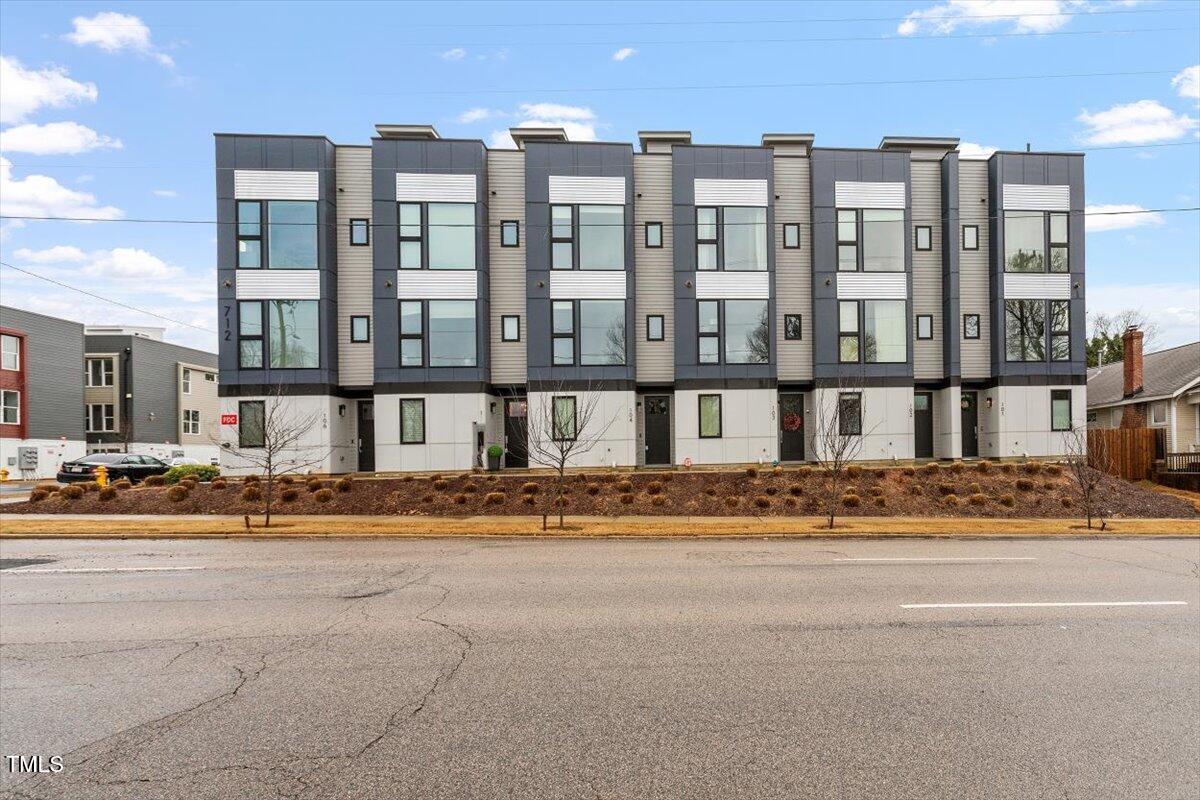 712 E Edenton Street # 102 Property Photo