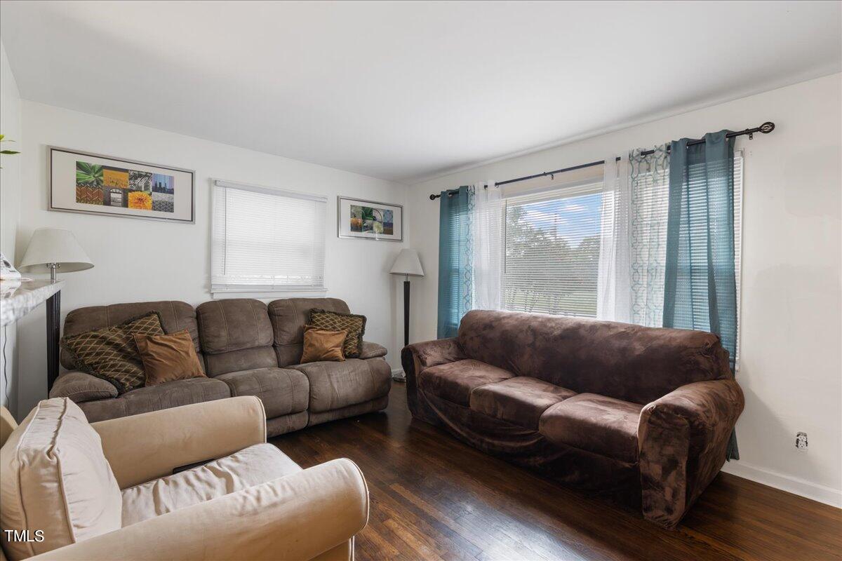 2732 Old Milburnie Road Property Photo 2