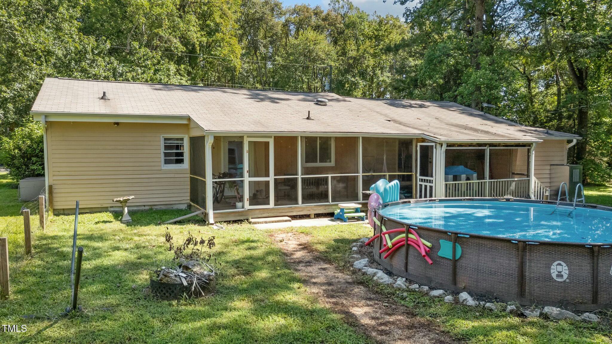 213 Coley Farm Road Property Photo 3