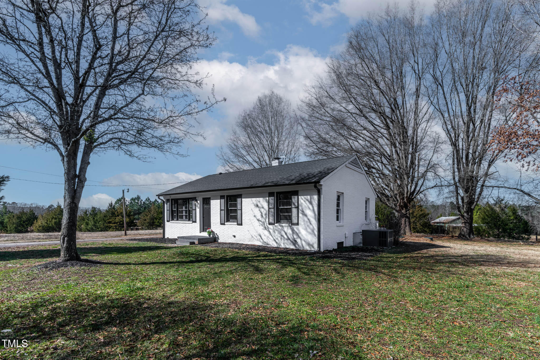 Vance- Carver Real Estate Listings Main Image