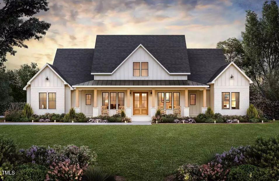 2600 Banks Road Picture