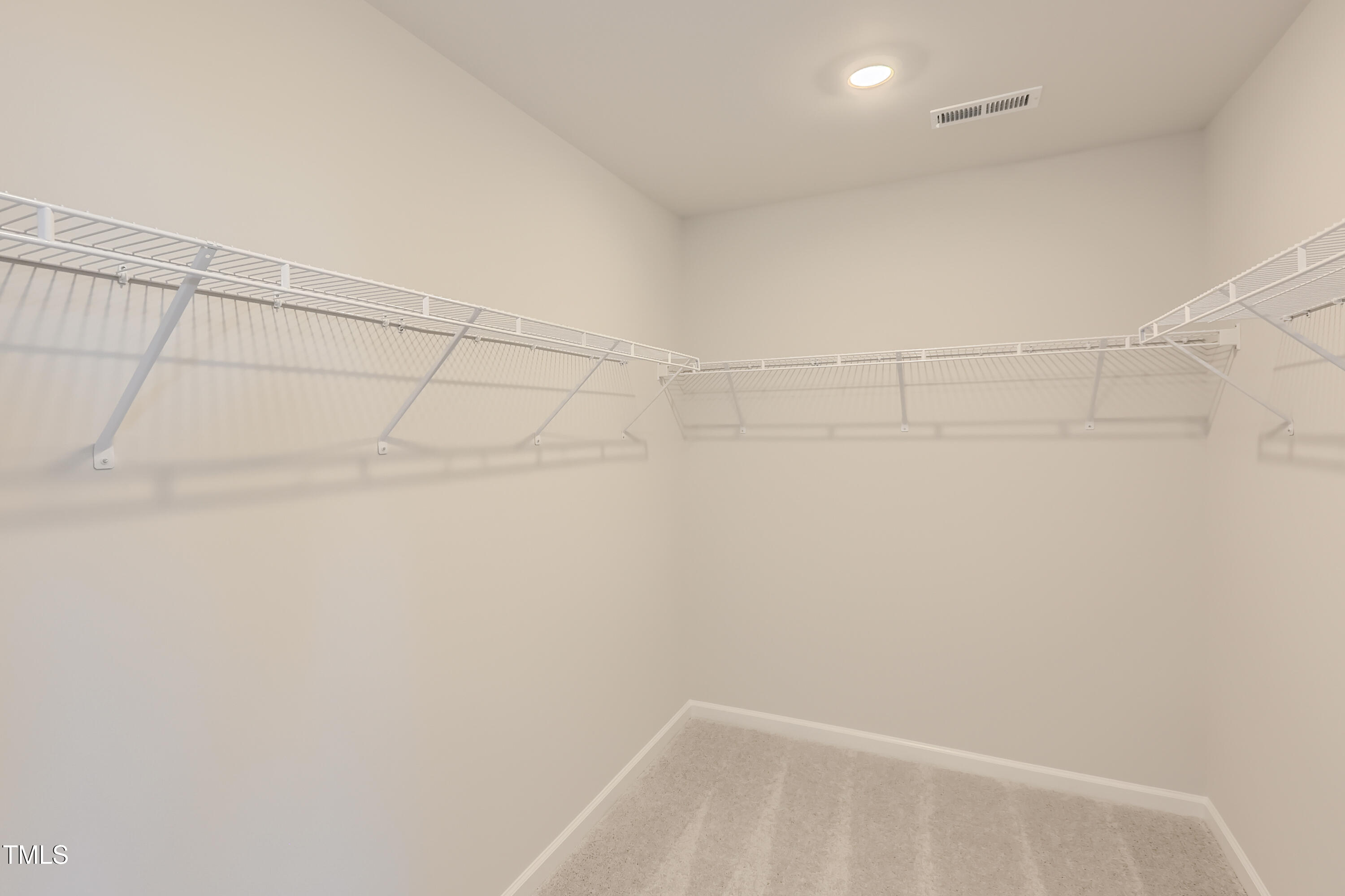 124 N Finley Landing Parkway Property Photo 11